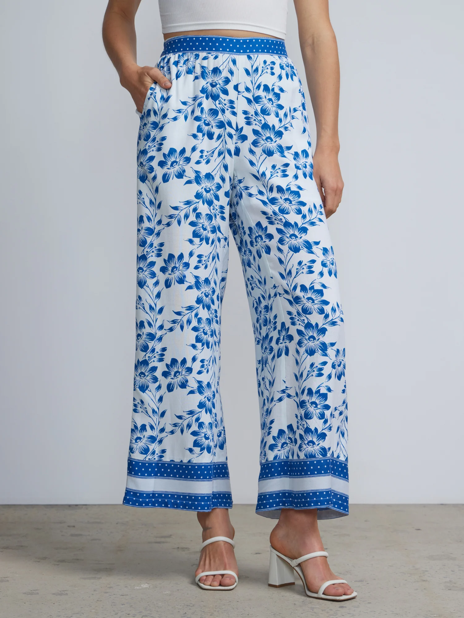Floral-Print Wide-Leg Pant
