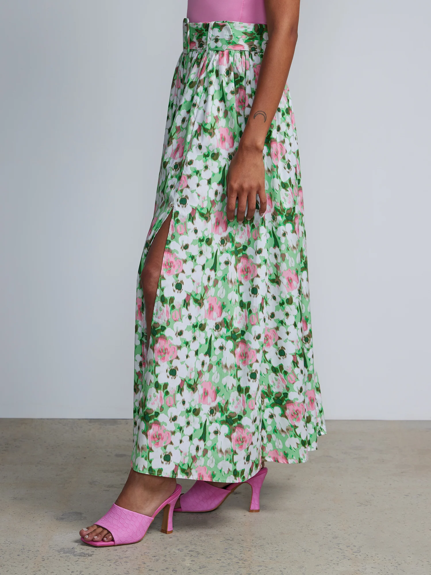 Belted Floral Print Maxi Skirt - Image 2