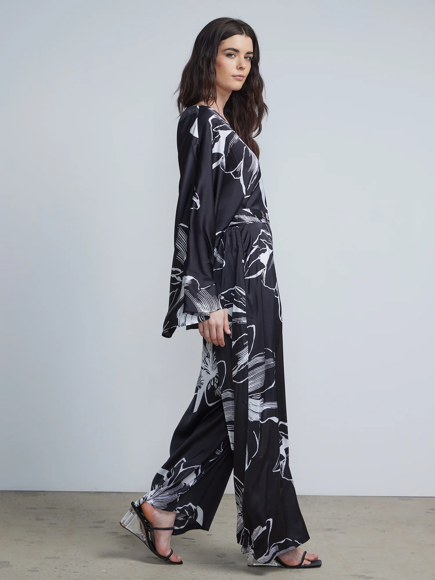Floral Printed Long Sleeve Jumpsuit - Image 3