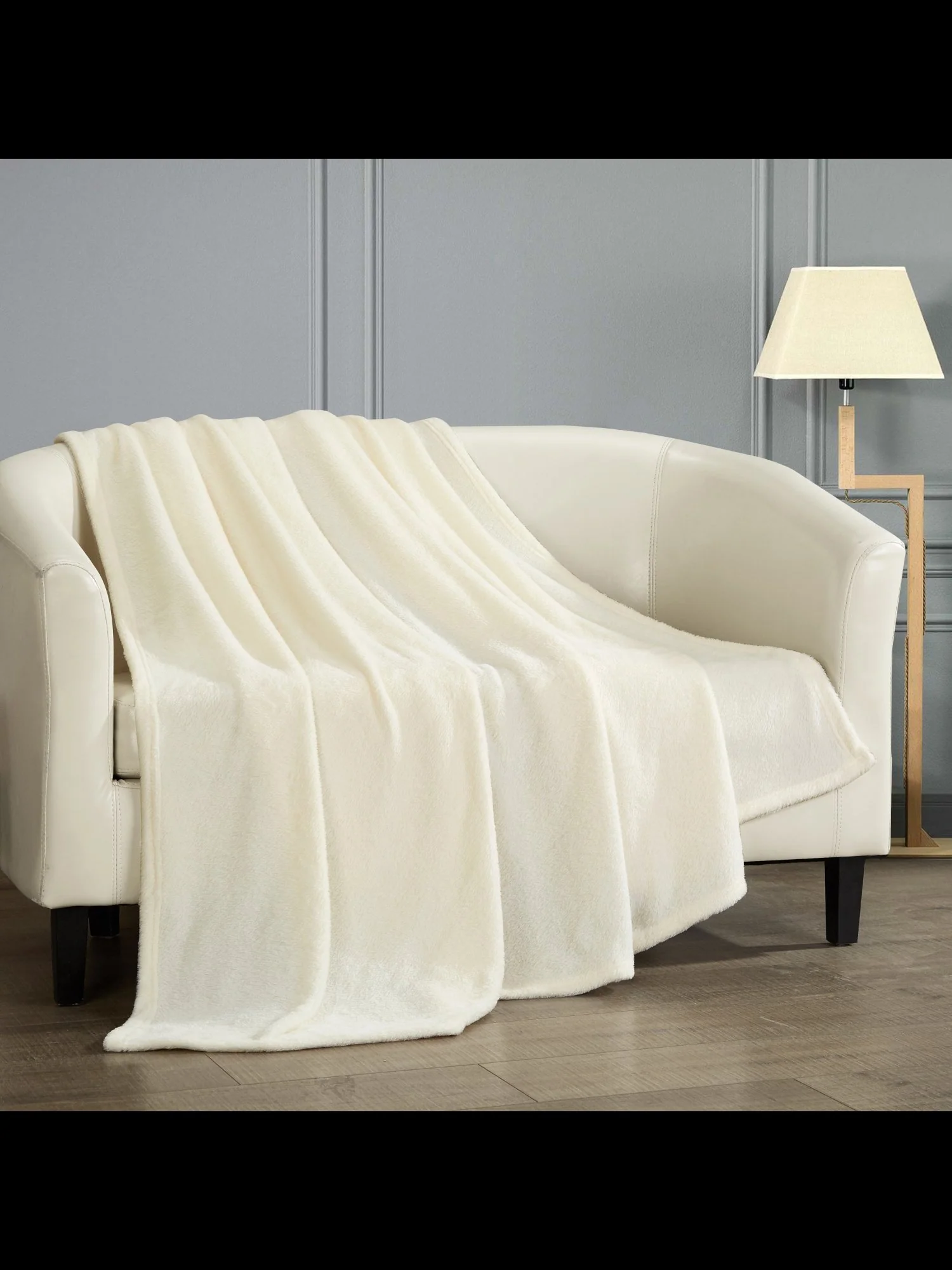 Gaten Ultra Plush Fleece Throw Blanket - NY&C x Chic Home - Image 2