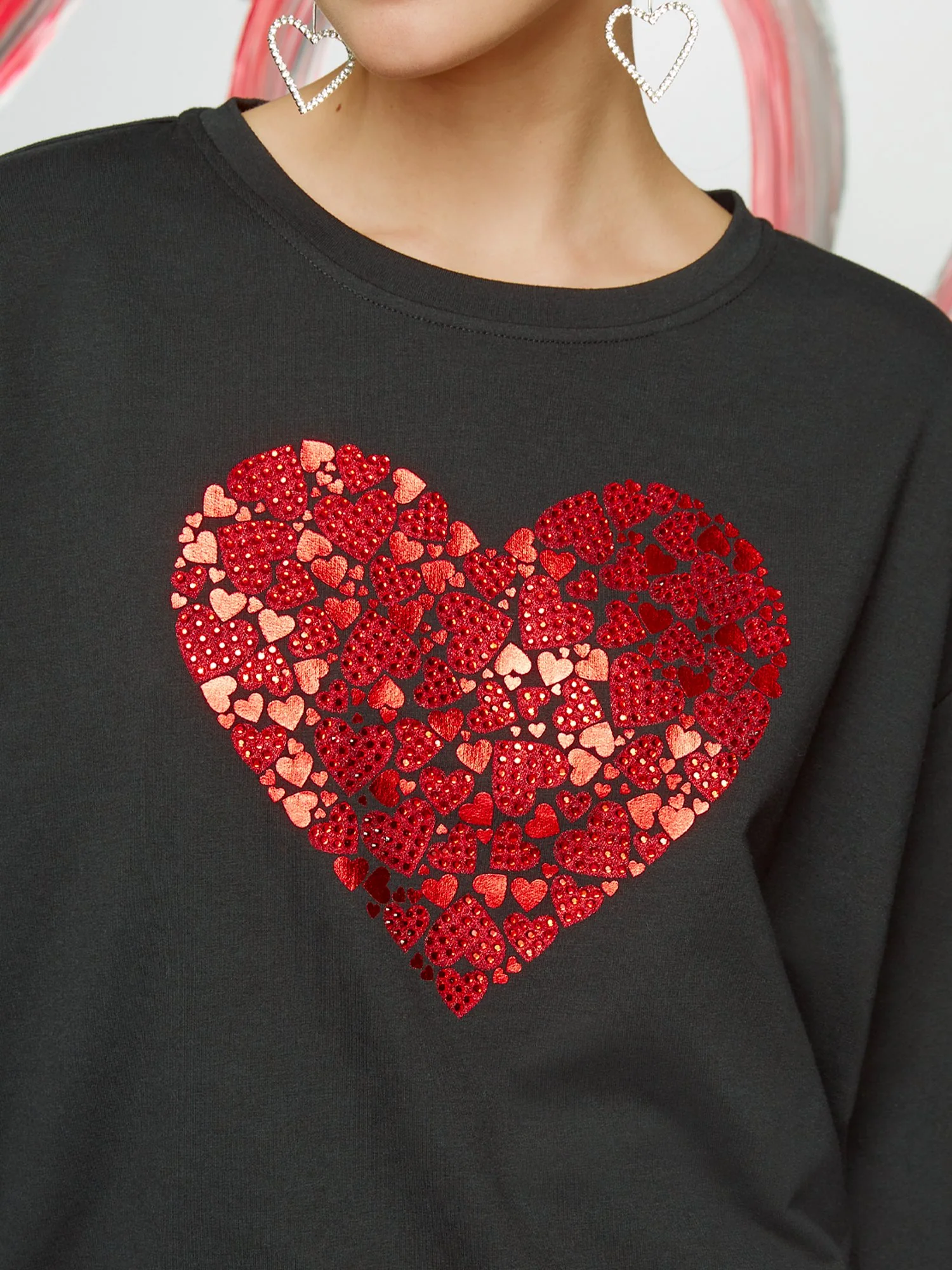 Graphic Heart Crewneck Sweatshirt - Image 4