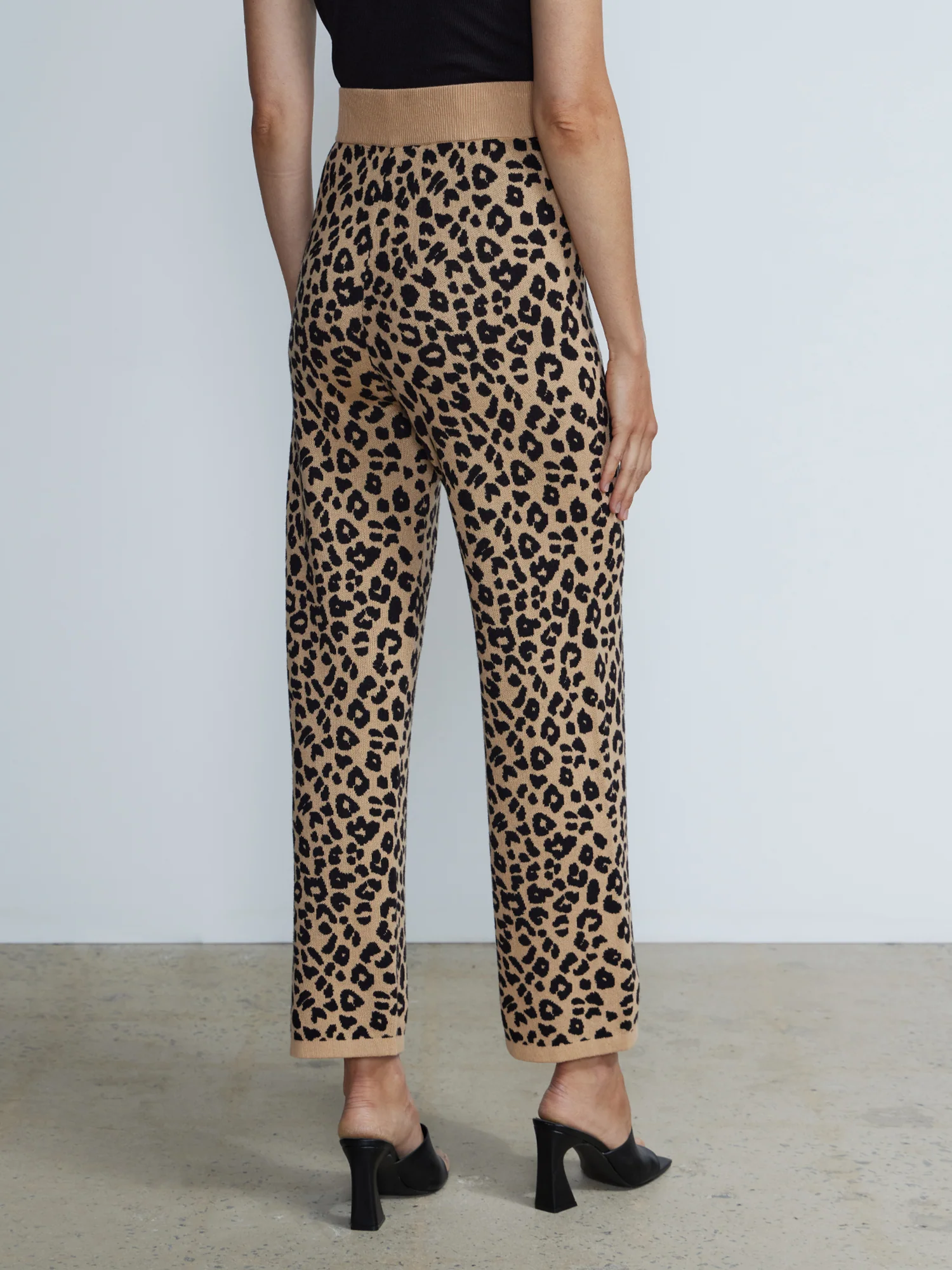 High Rise Leopard Print Sweater Pants - Image 3