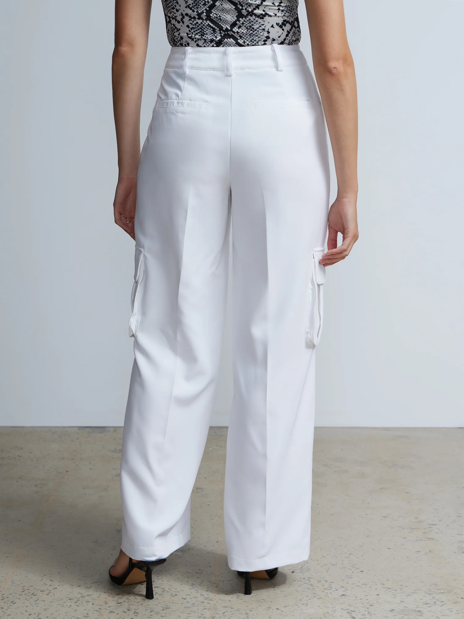 High Waist Soft Twill Cargo Pant - Image 3