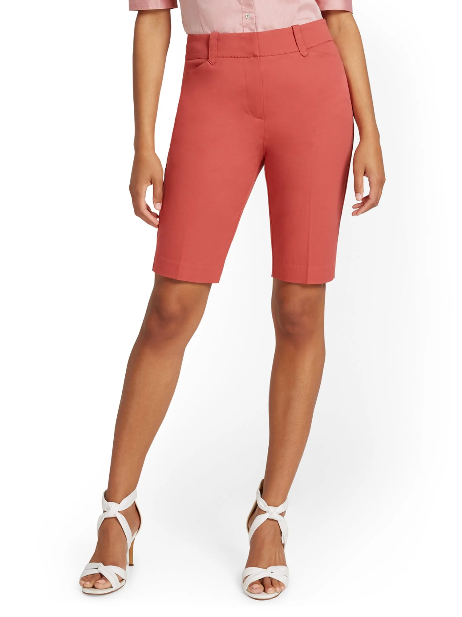 High-Waisted 11-Inch Bermuda Short - Image 11