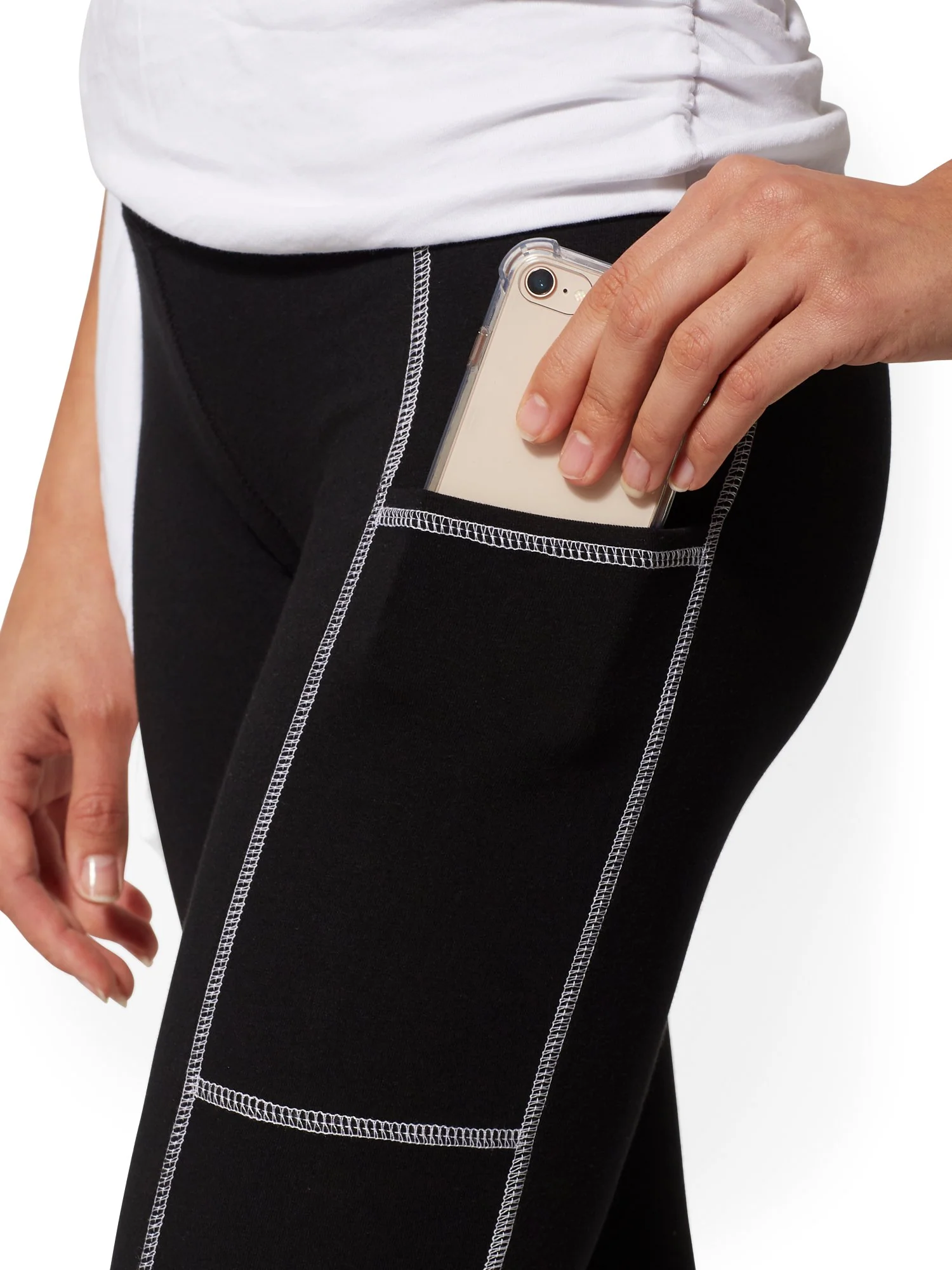 High-Waisted Black Pocket Legging - Image 4