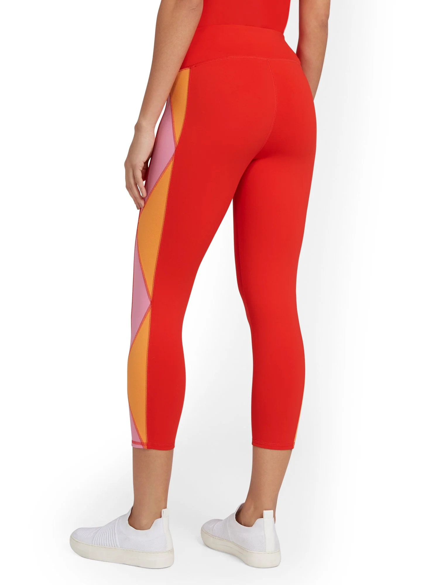 High-Waisted Colorblock Capri Pocket Legging - City Contour - Image 3