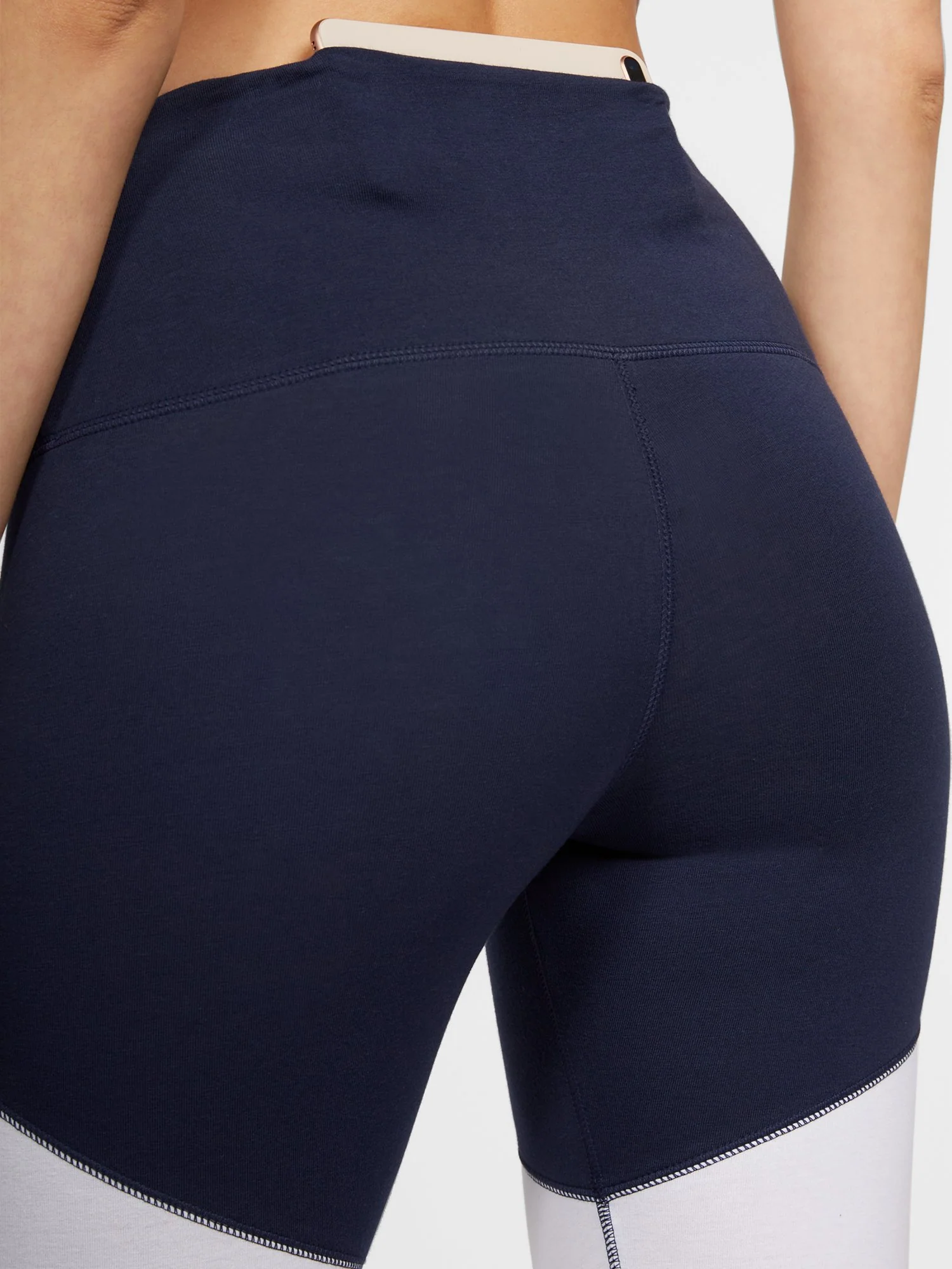 High-Waisted Colorblock Pocket Capri Legging - Image 4