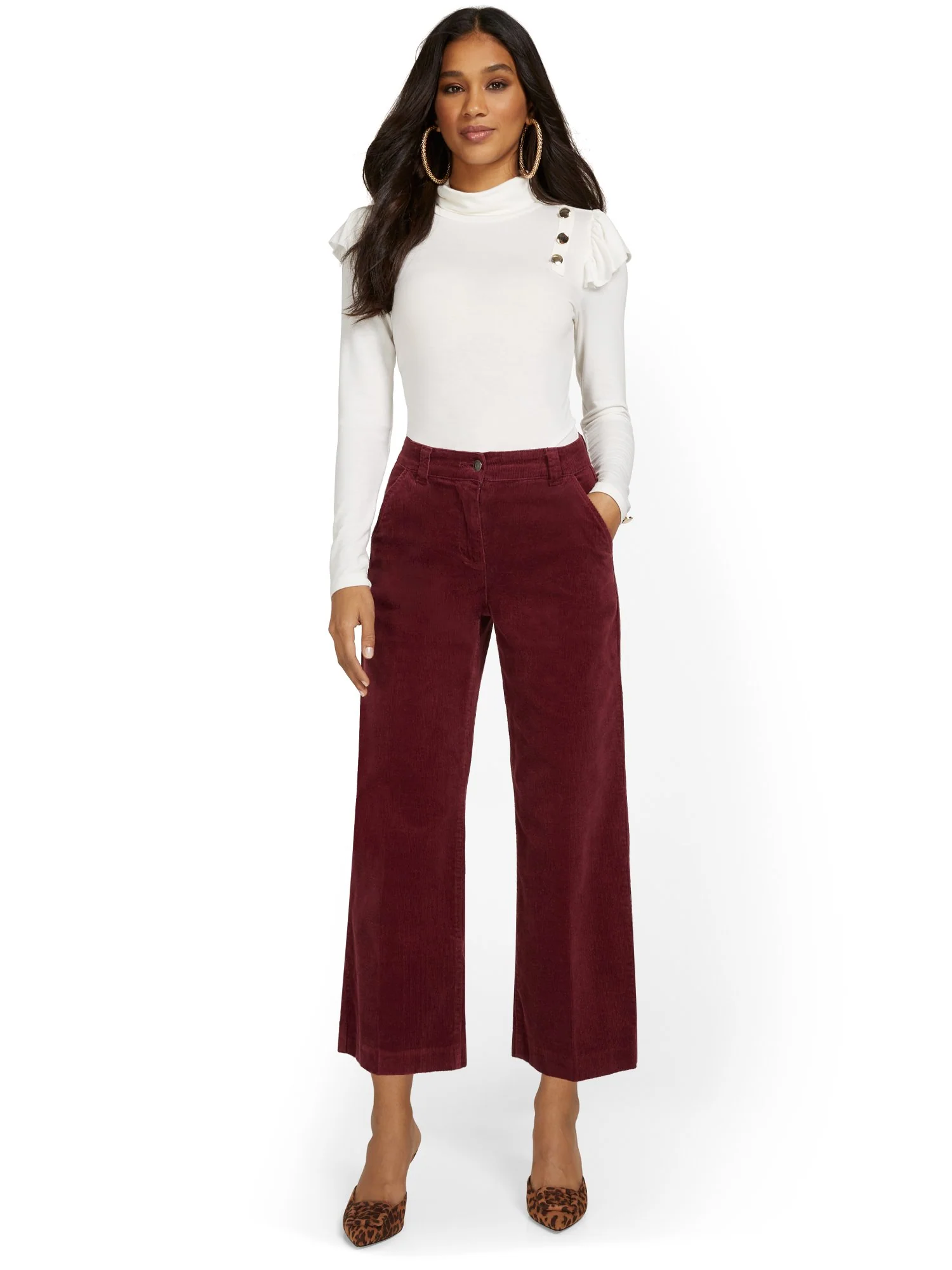 High-Waisted Corduroy Wide-Leg Capri Pant - Image 4