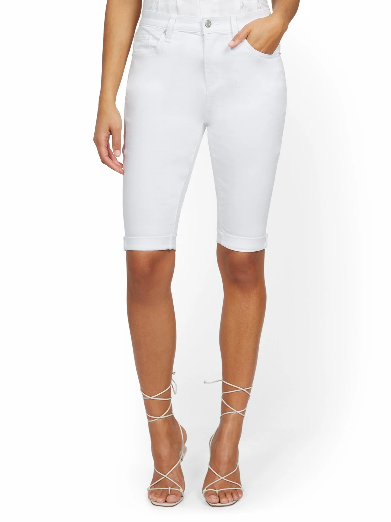 High-Waisted Curvy Boyfriend 13-Inch Bermuda Short - White - Image 5