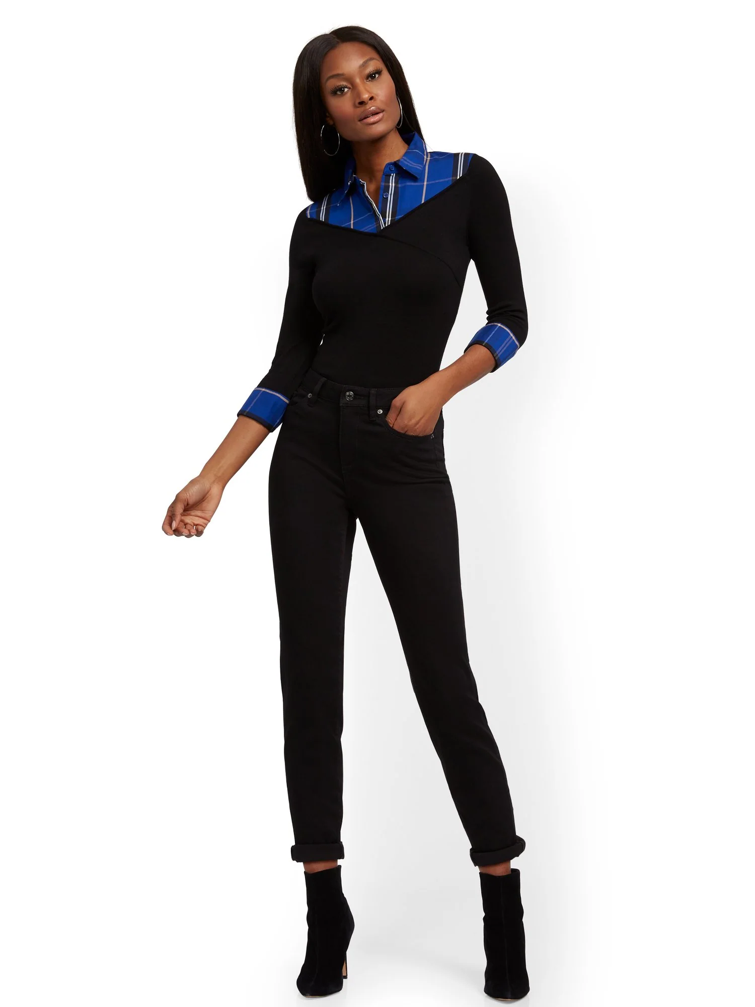 High-Waisted Curvy Boyfriend Jeans - Black - Image 4