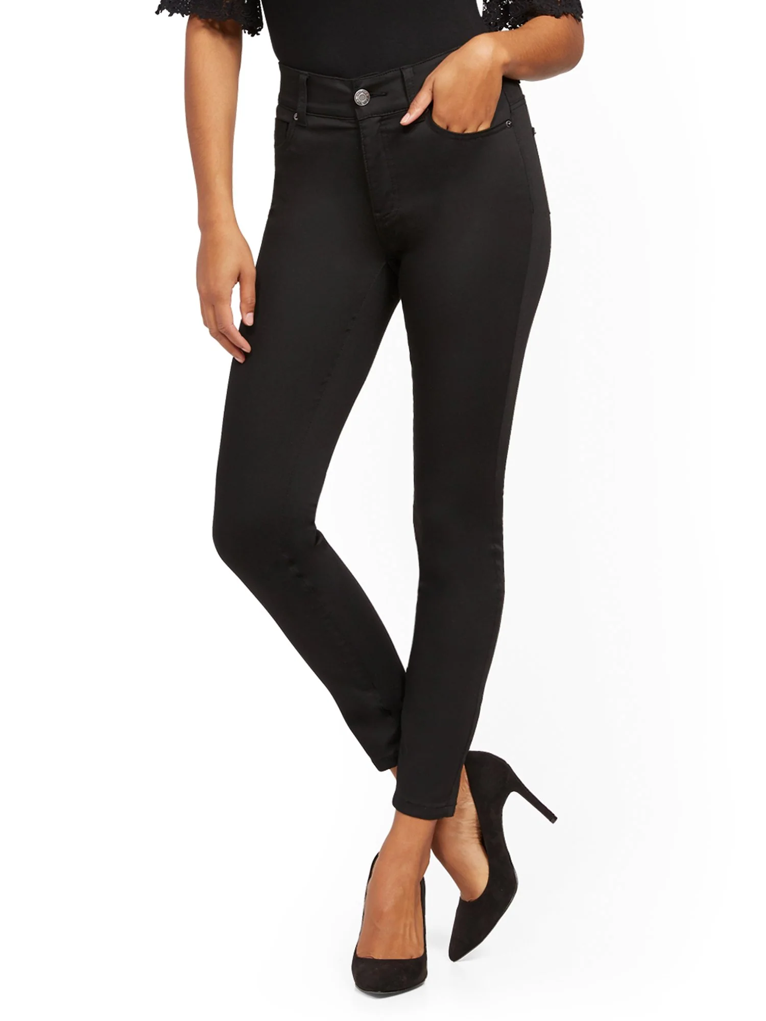 High-Waisted Curvy No-Gap Shaping Super-Skinny Jeans - Black