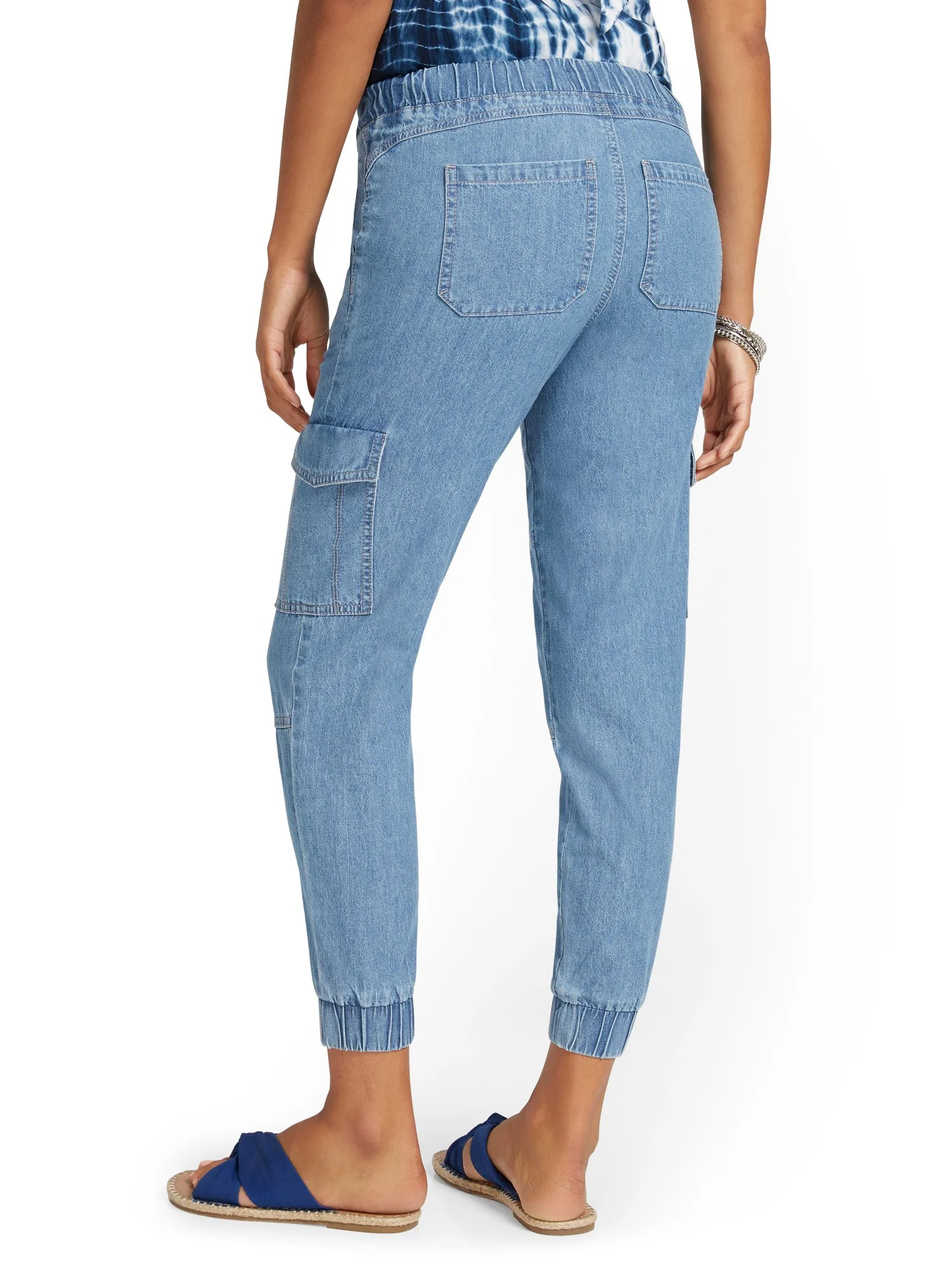High-Waisted Denim Jogger Pant - Image 3