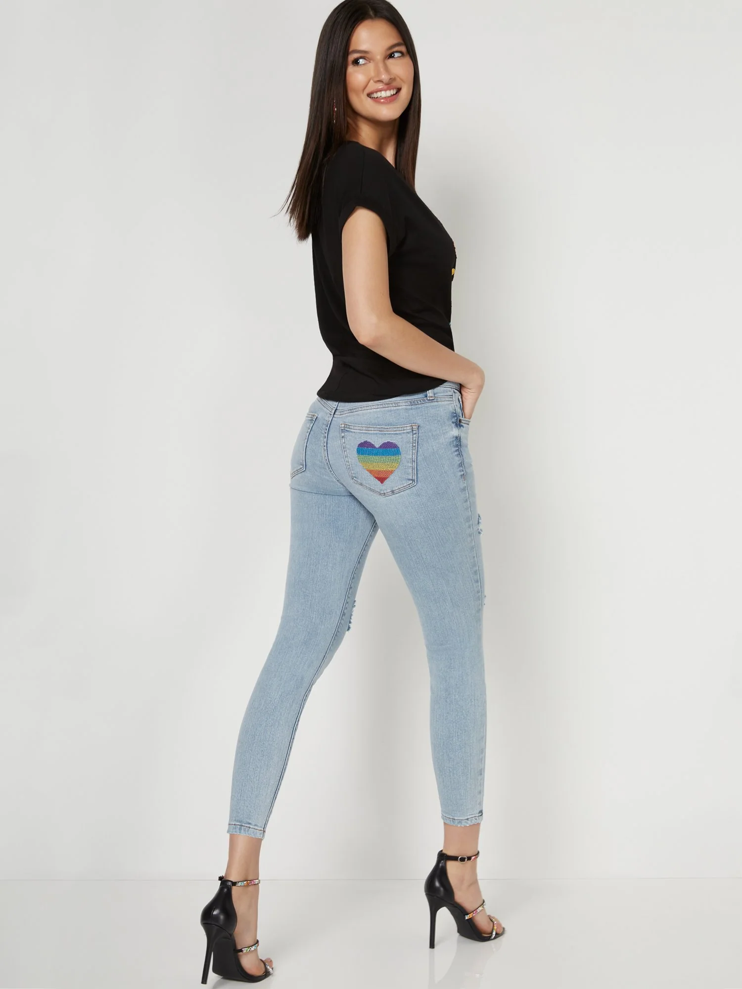 High-Waisted Heart Patch Ankle Skinny Jeans - Image 5