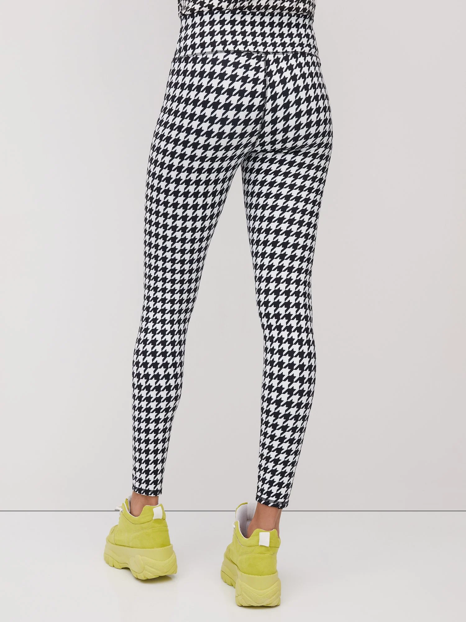 High-Waisted Houndstooth Pocket Legging - Image 6
