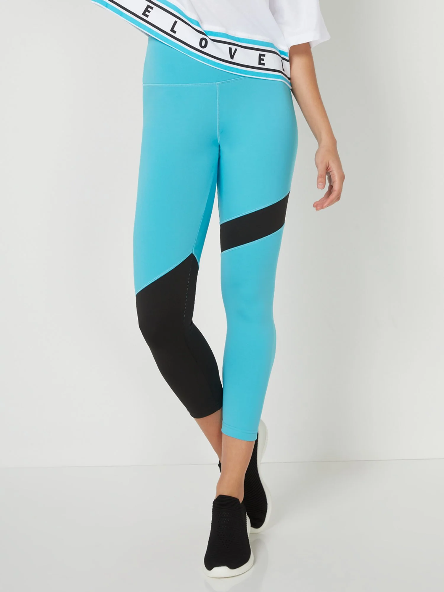 High-Waisted Pocket 7/8 Legging - Image 8