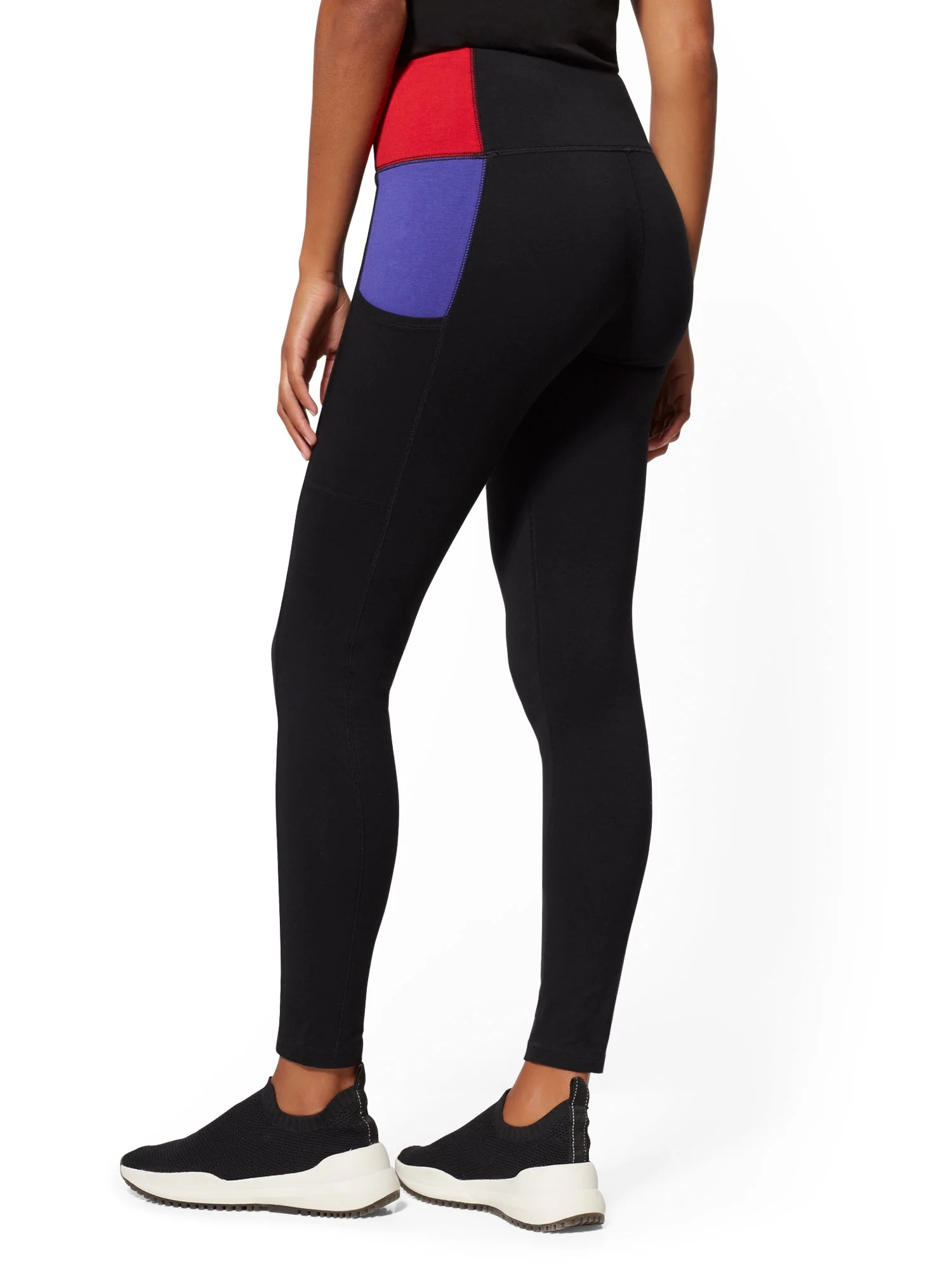 High-Waisted Pocket Legging - Image 3