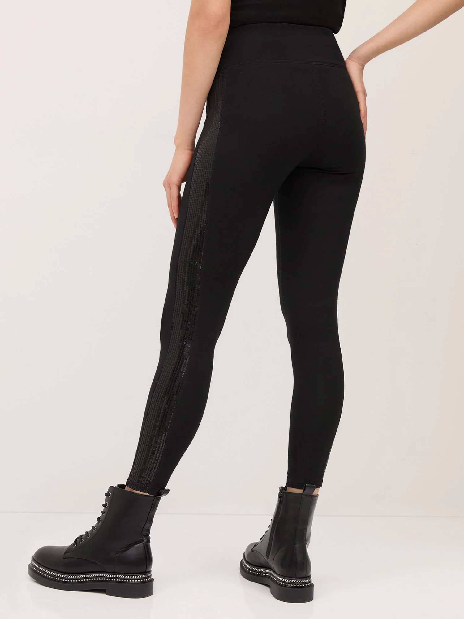 High-Waisted Sequin-Stripe Pocket Legging - Image 3