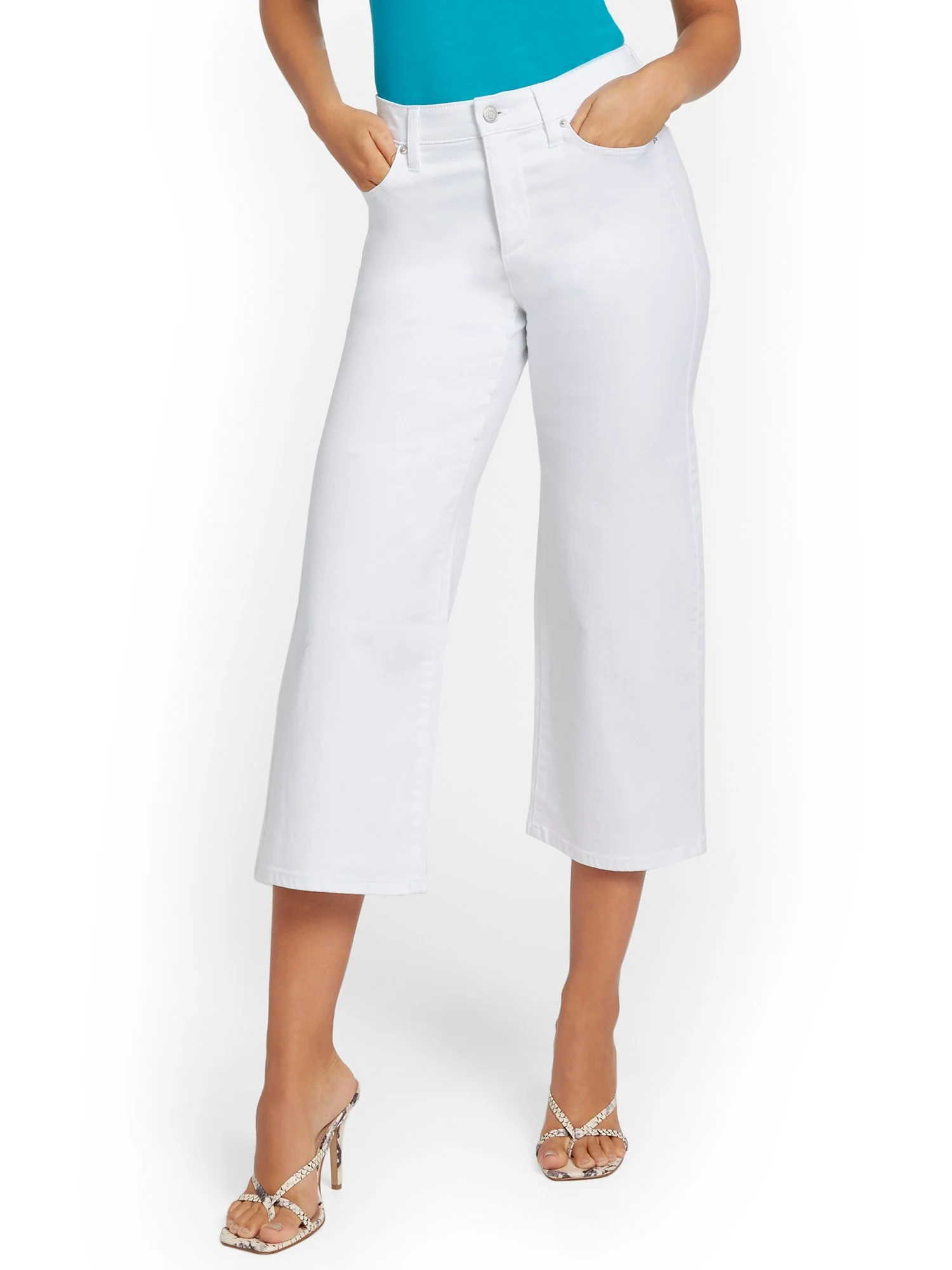High-Waisted Slimming Wide-Leg Capri Jeans - White - Image 2