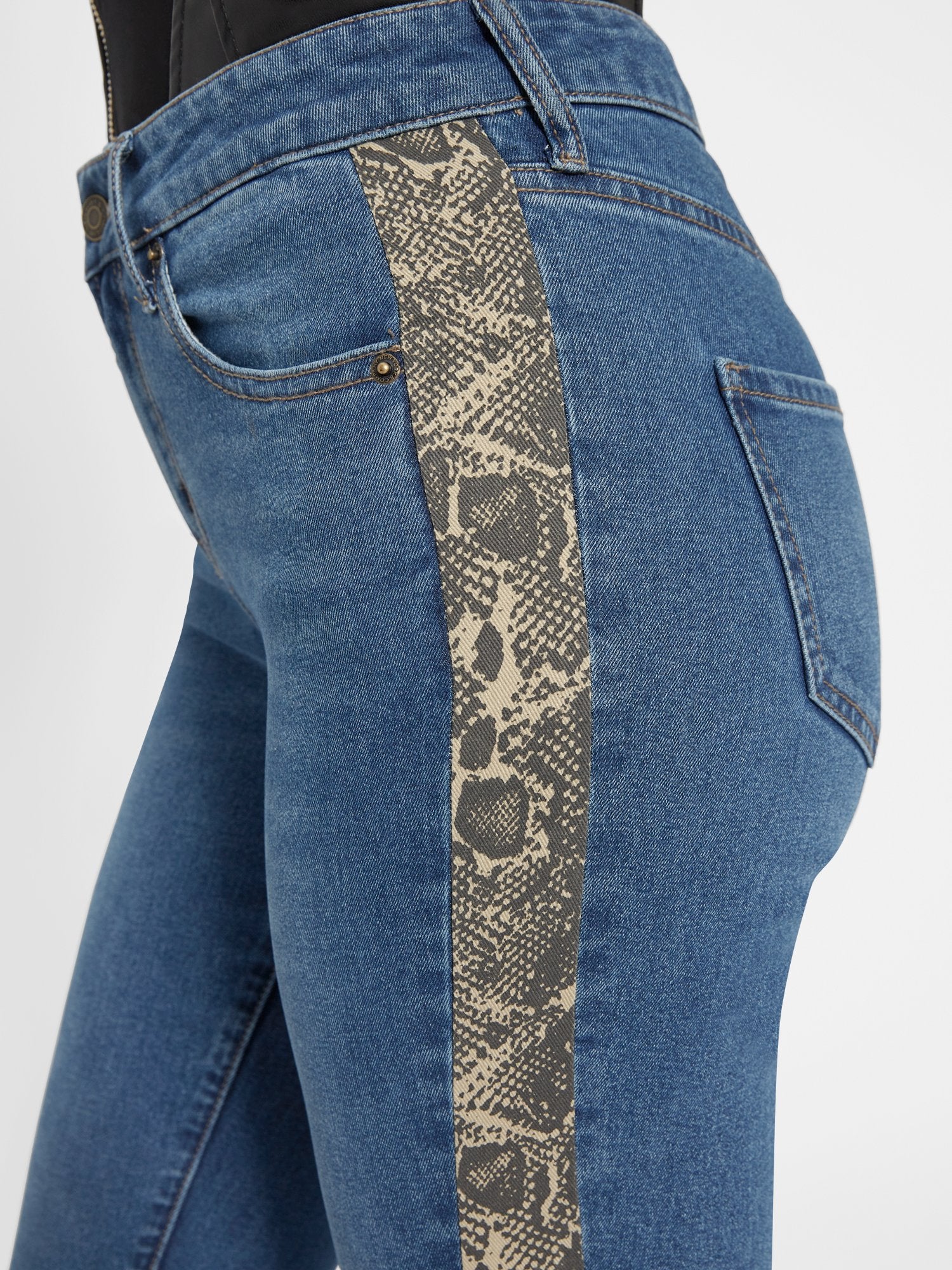 High-Waisted Snake-Stripe Super-Skinny Jeans - Dark Wash - Image 4