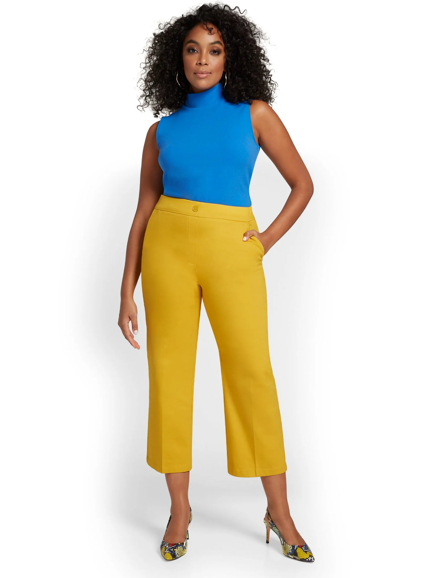 High-Waisted Wide-Leg Capri Pant - NY&Chic Collection - Image 4