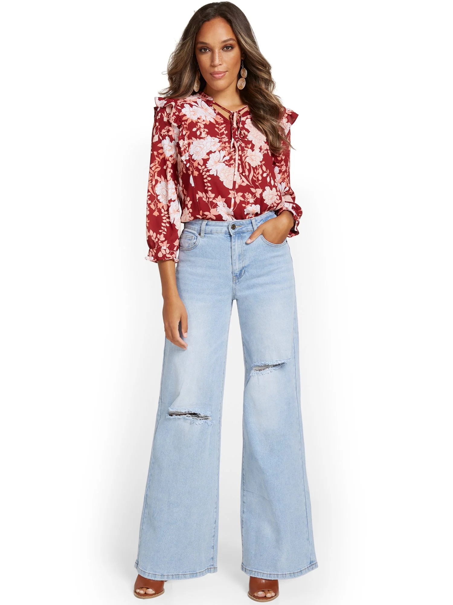 High-Waisted Wide-Leg Jeans - Image 4
