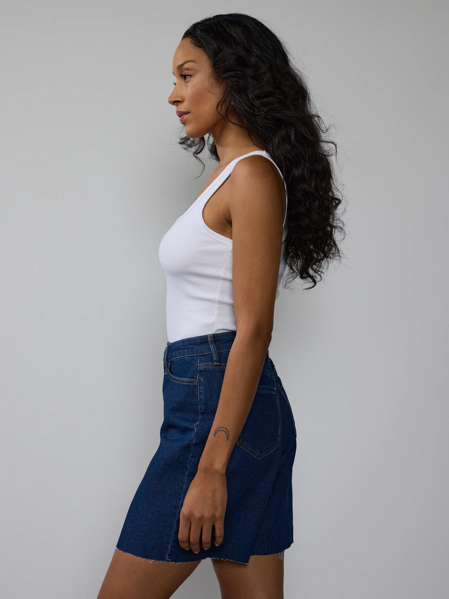 High Rise Cross Over 9 inch Shorts - Image 2