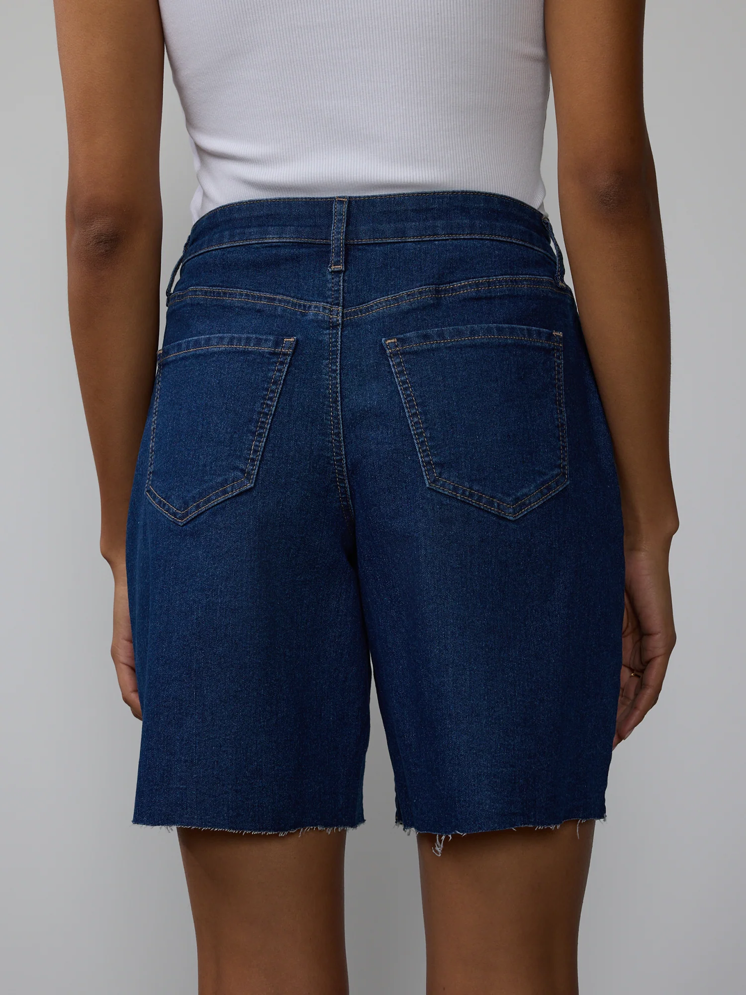 High Rise Cross Over 9 inch Shorts - Image 3
