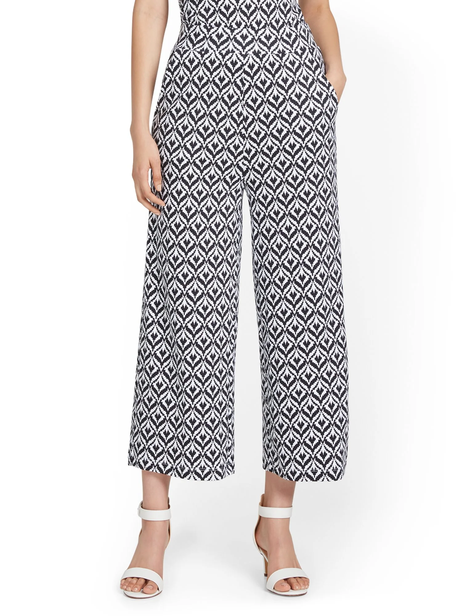 Ikat-Print Wide-Leg Capri Pant - City Knits - Image 2