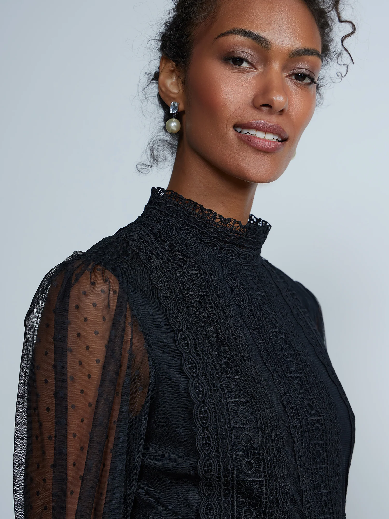 Lace Flared Dress - Image 4