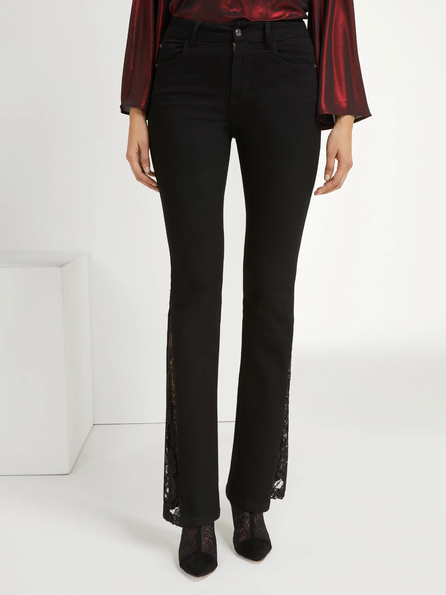 Lace-Inset Wide-Leg Jeans - Image 5