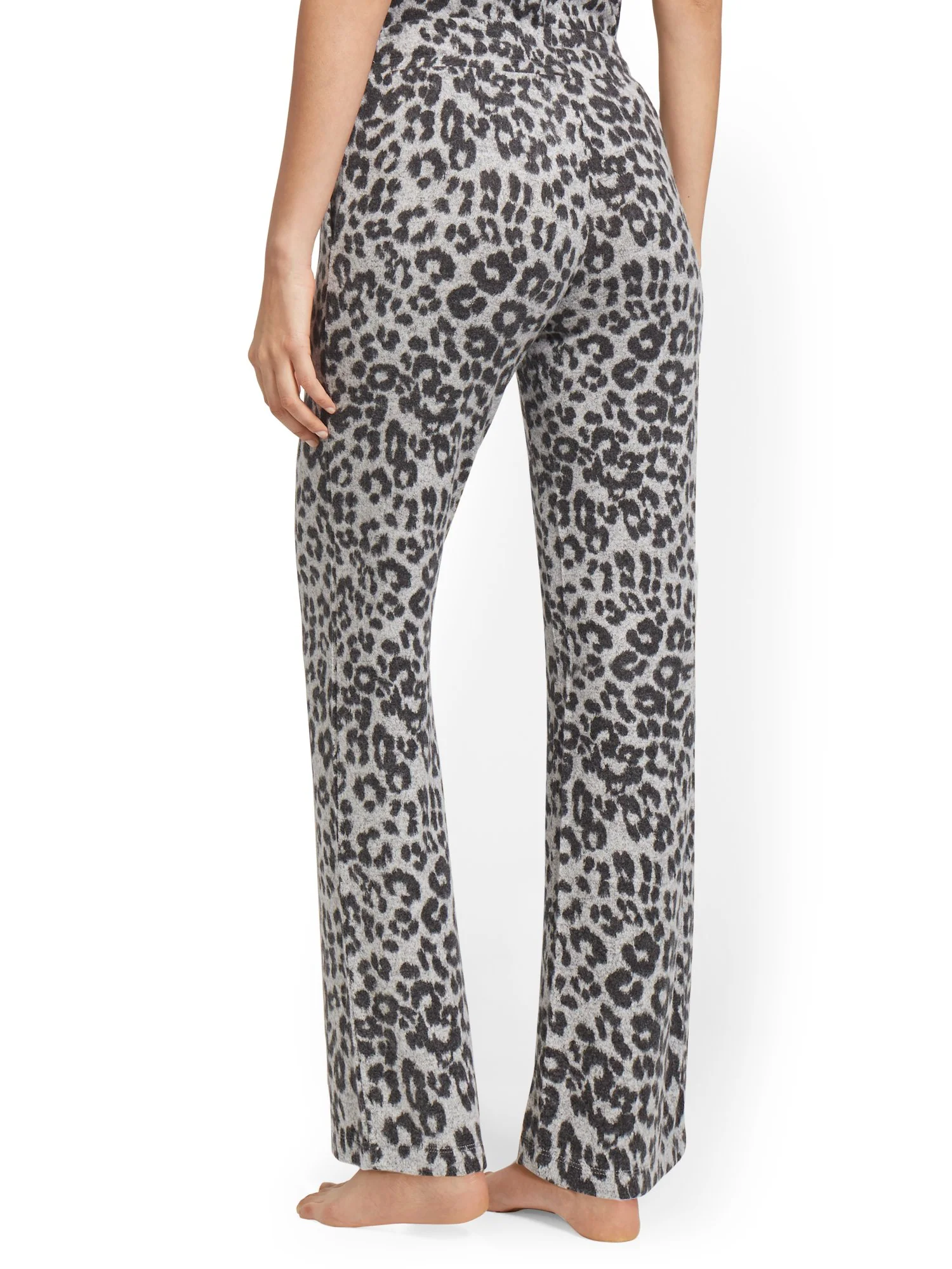 Leopard-Print Super-Soft Knit Wide-Leg Pant - Image 3