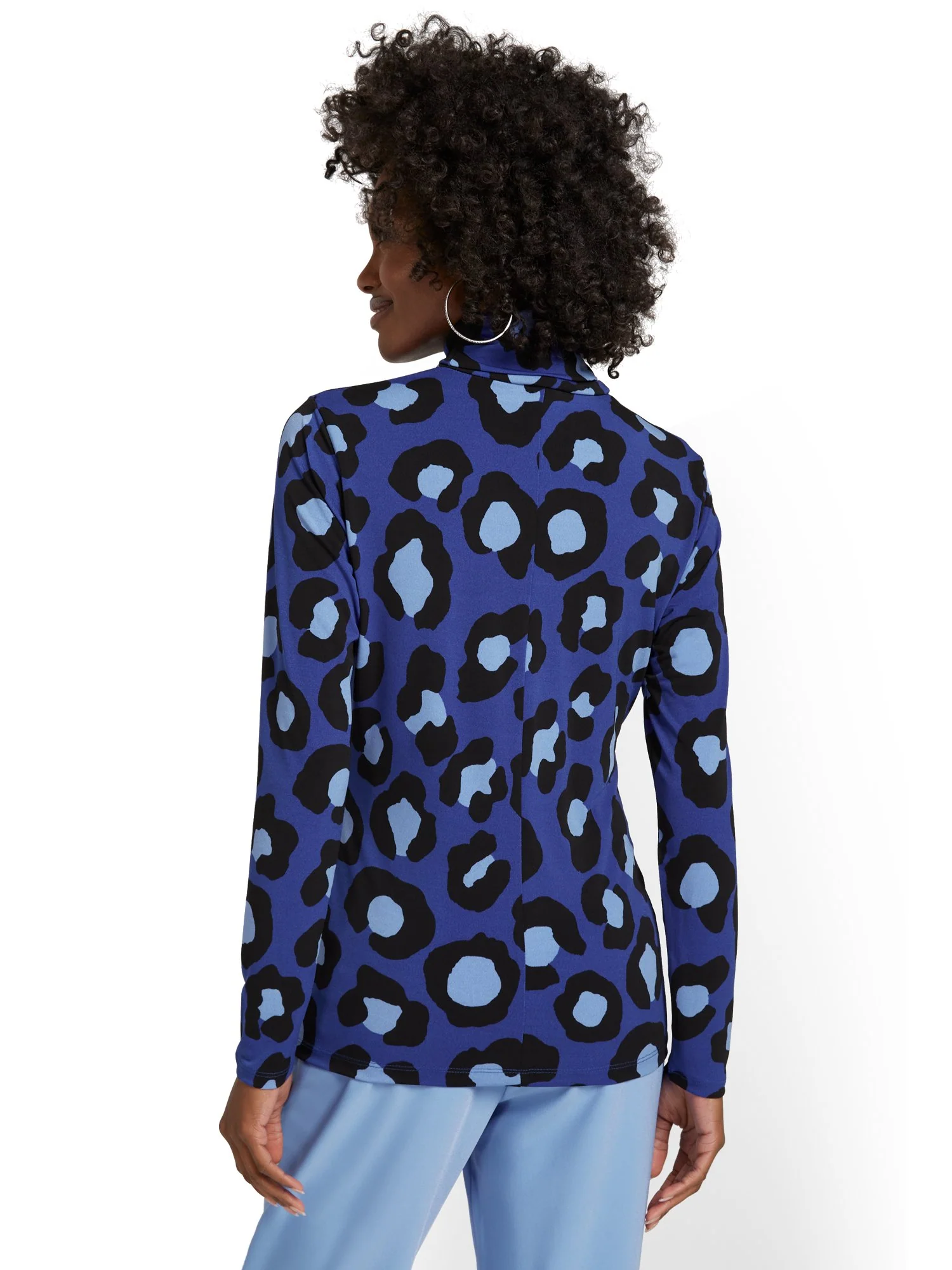 Leopard-Print Turtleneck Knit Top - Image 3