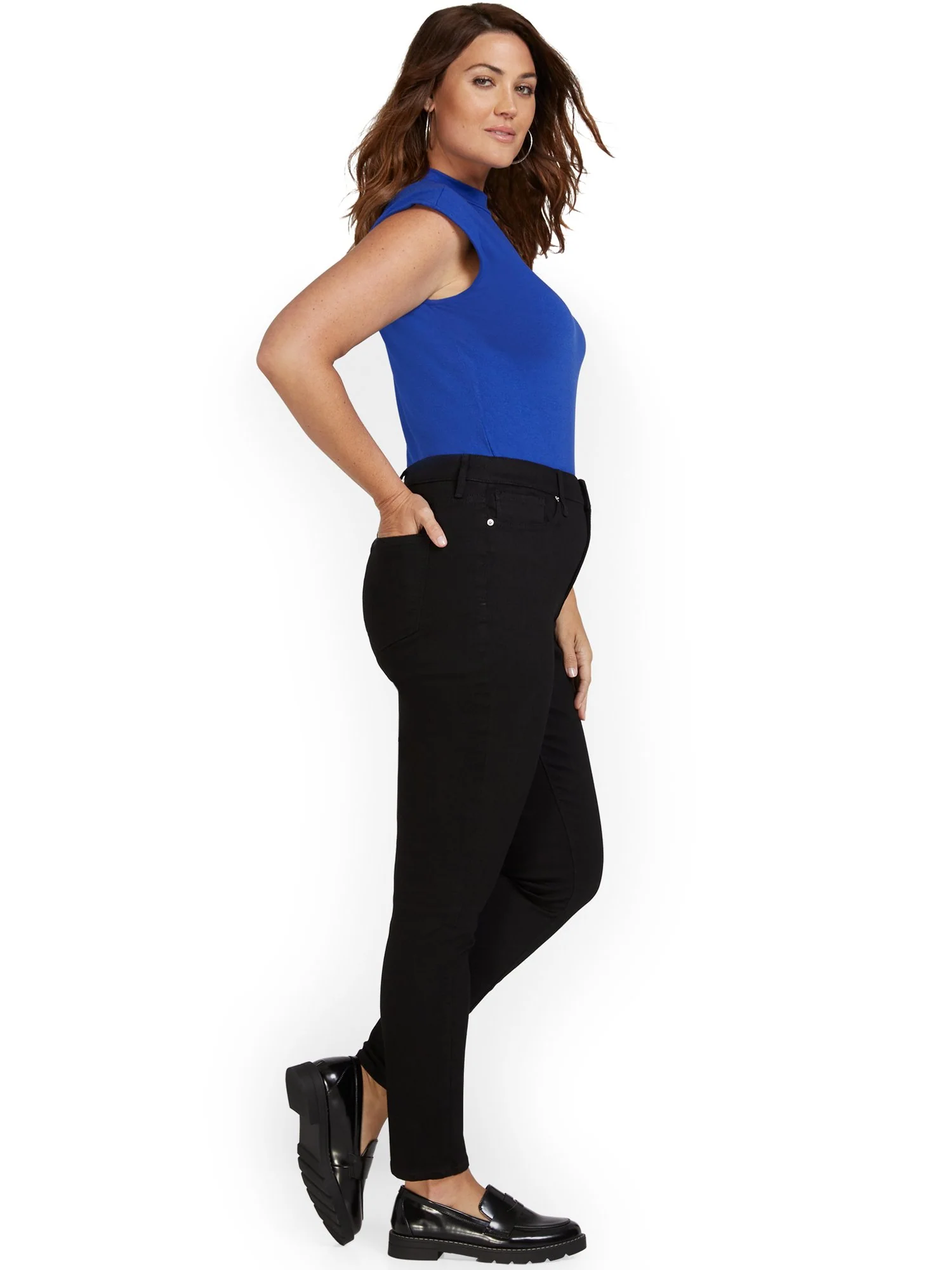 Lexi High-Waisted Super-Skinny Jeans - Black - Image 7