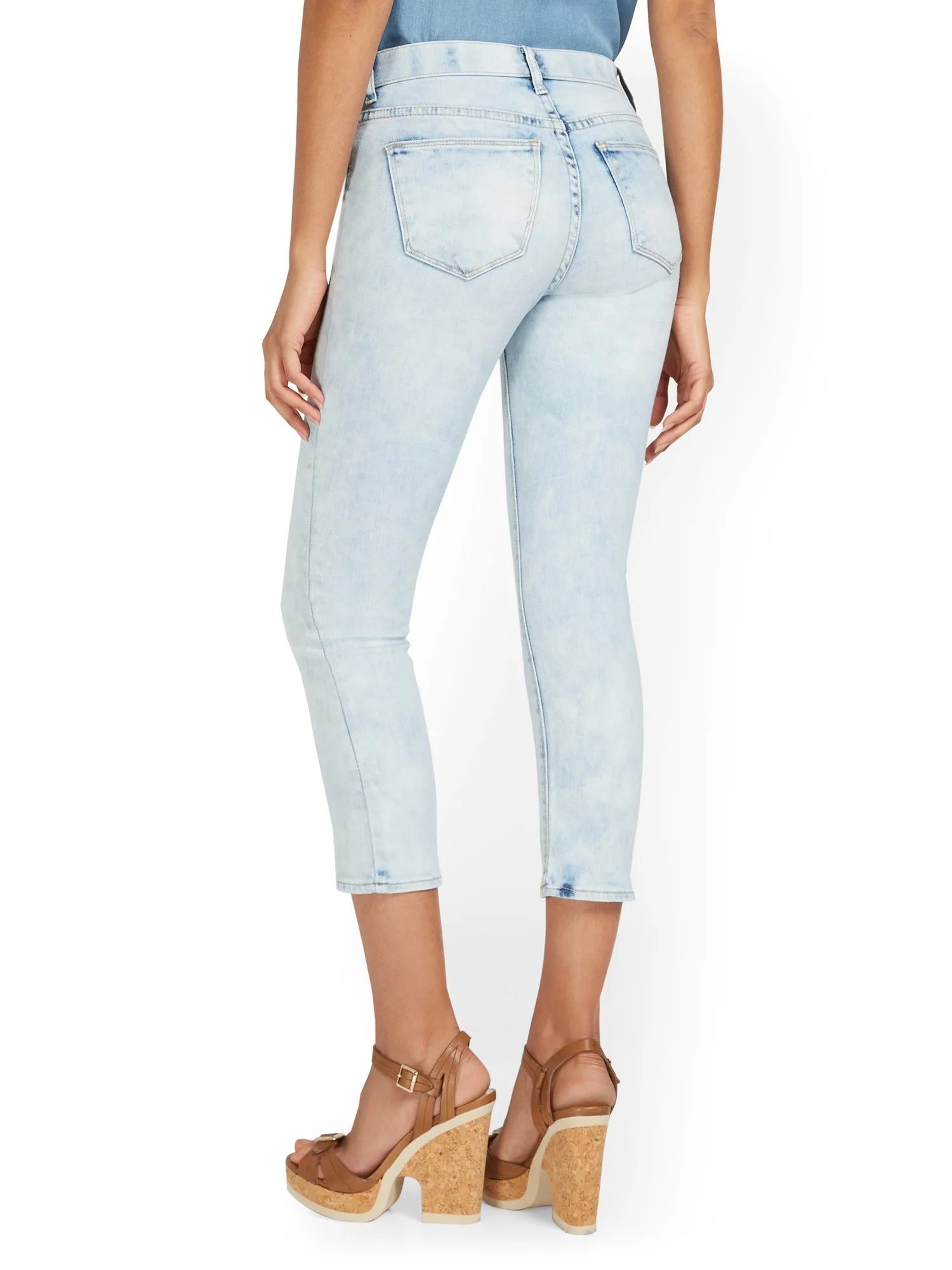 Lexi Mid-Rise Super-Skinny Capri Jeans - Image 3