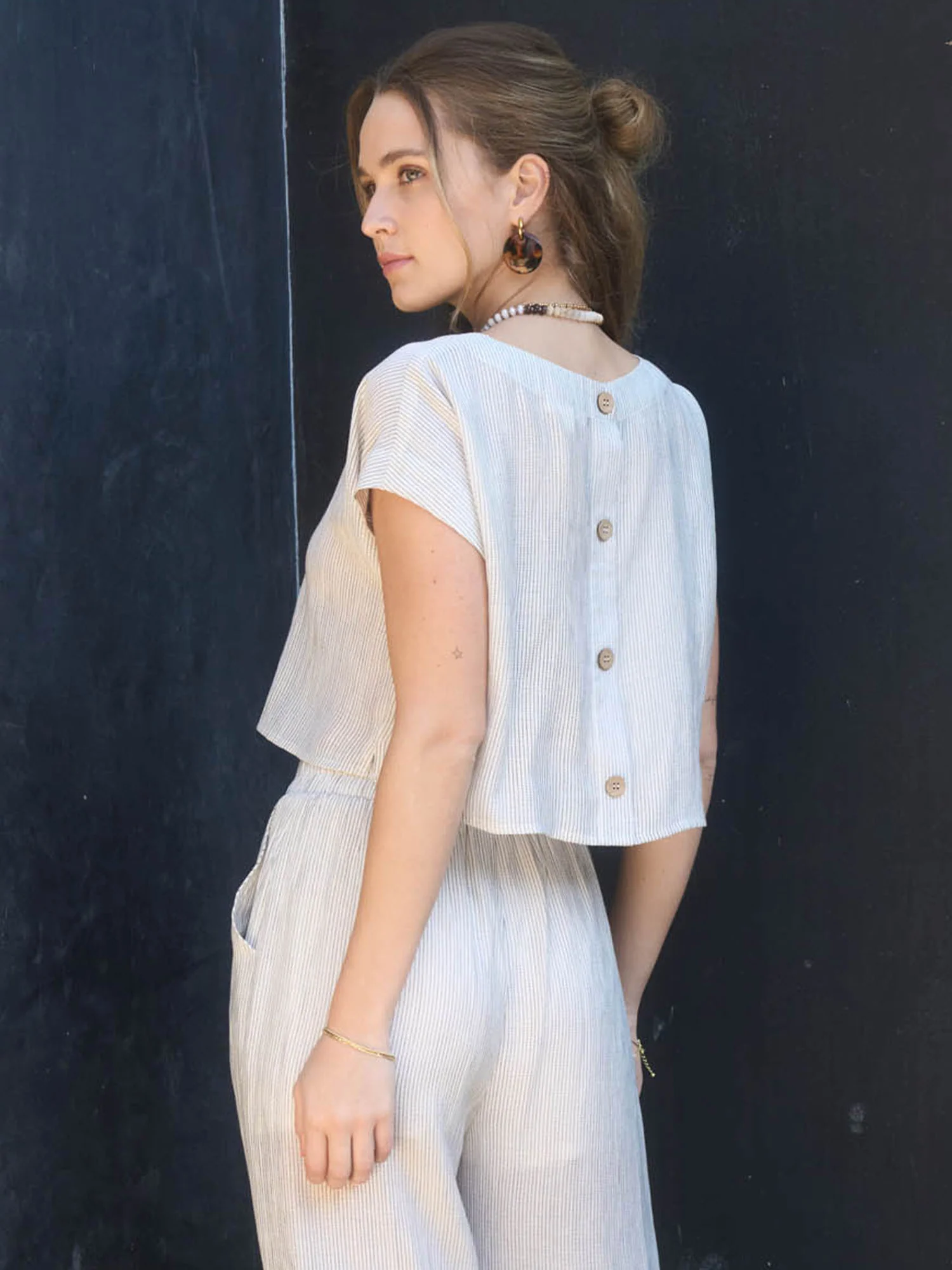 Linen Back Button Down Short Sleeve Top - Image 6