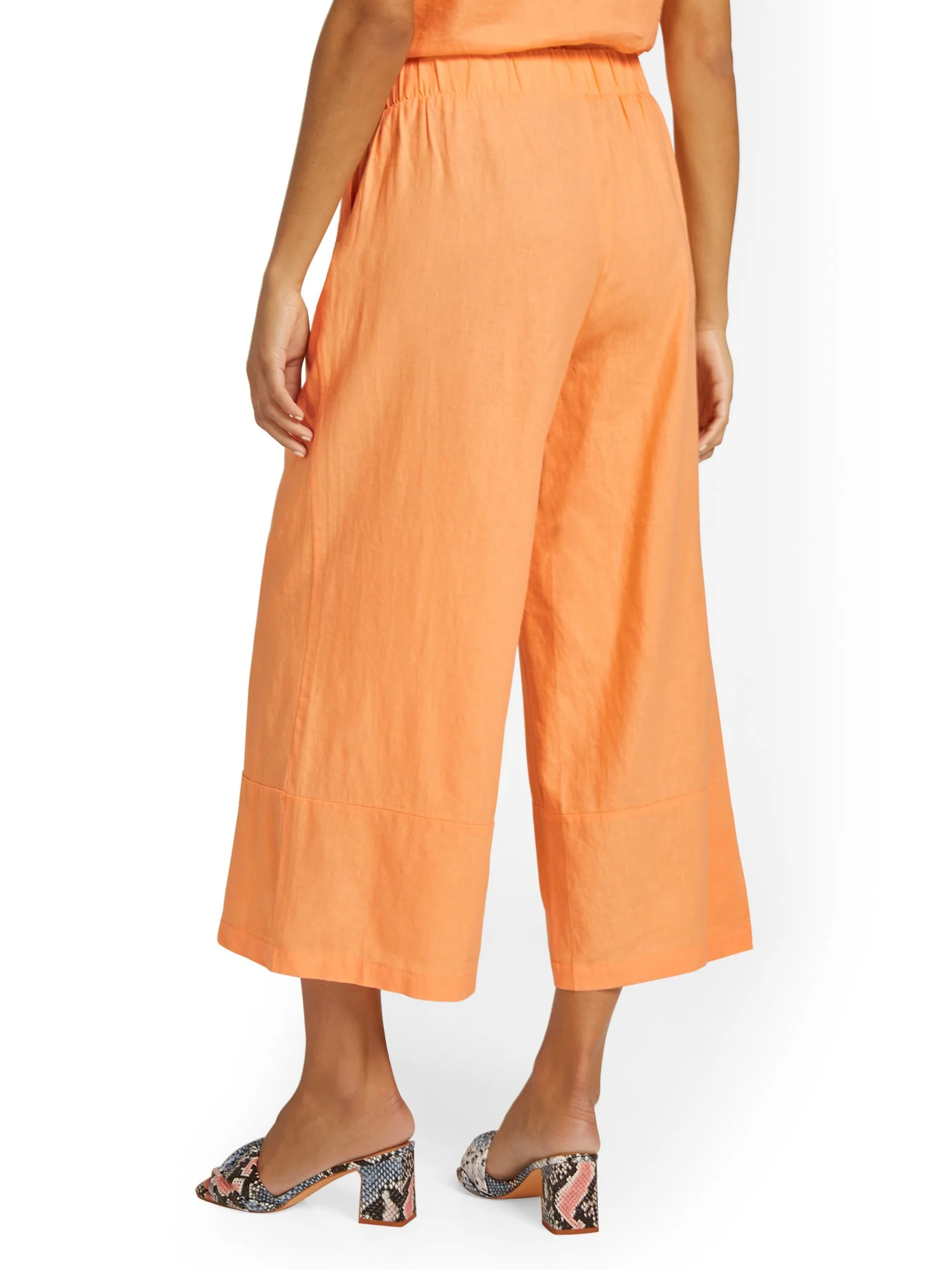 Linen-Blend High-Waisted Wide-Leg Capri Pant - Image 3
