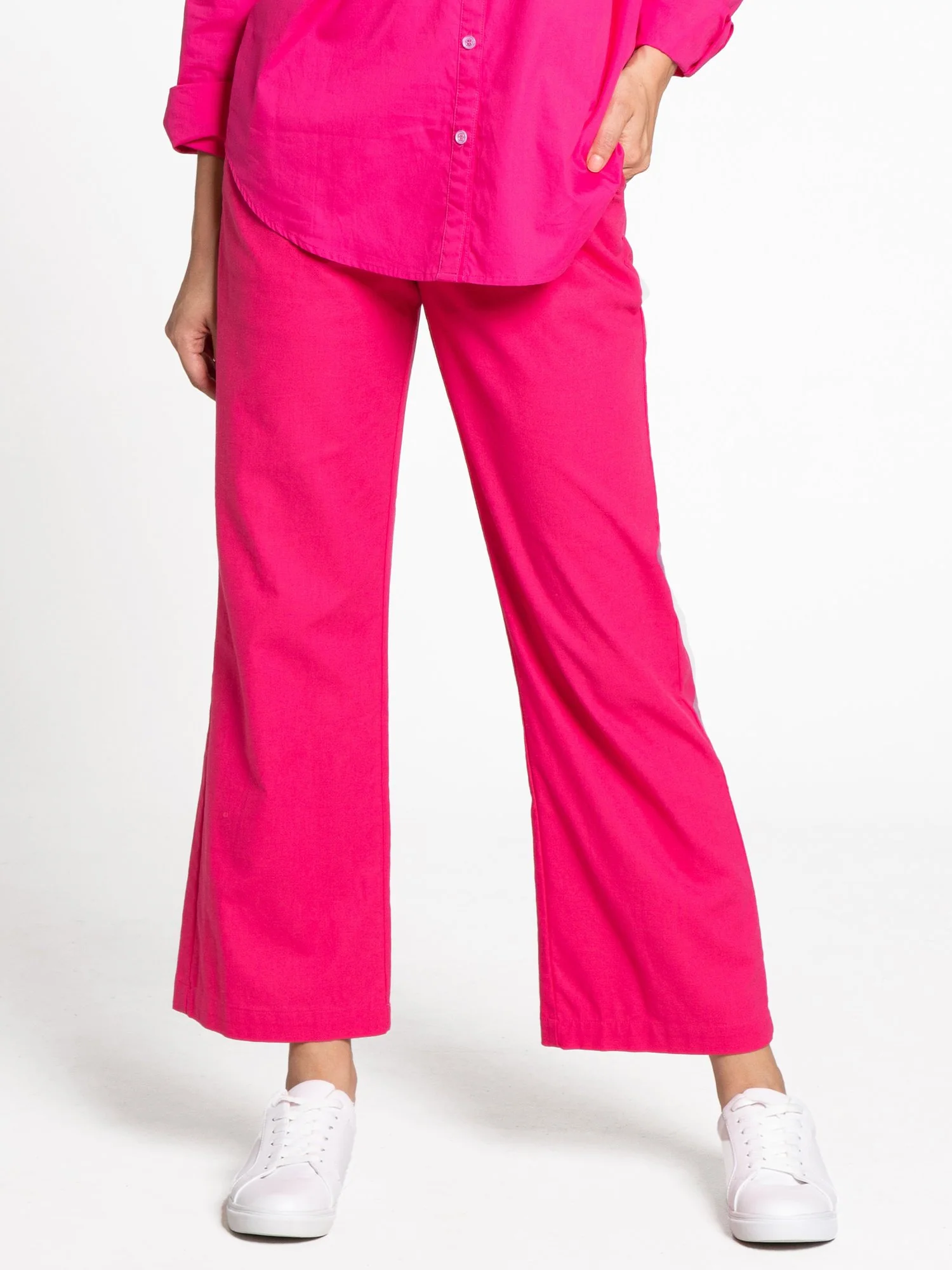 Linen Pleated Wide Leg Trouser - Crescent - Image 7