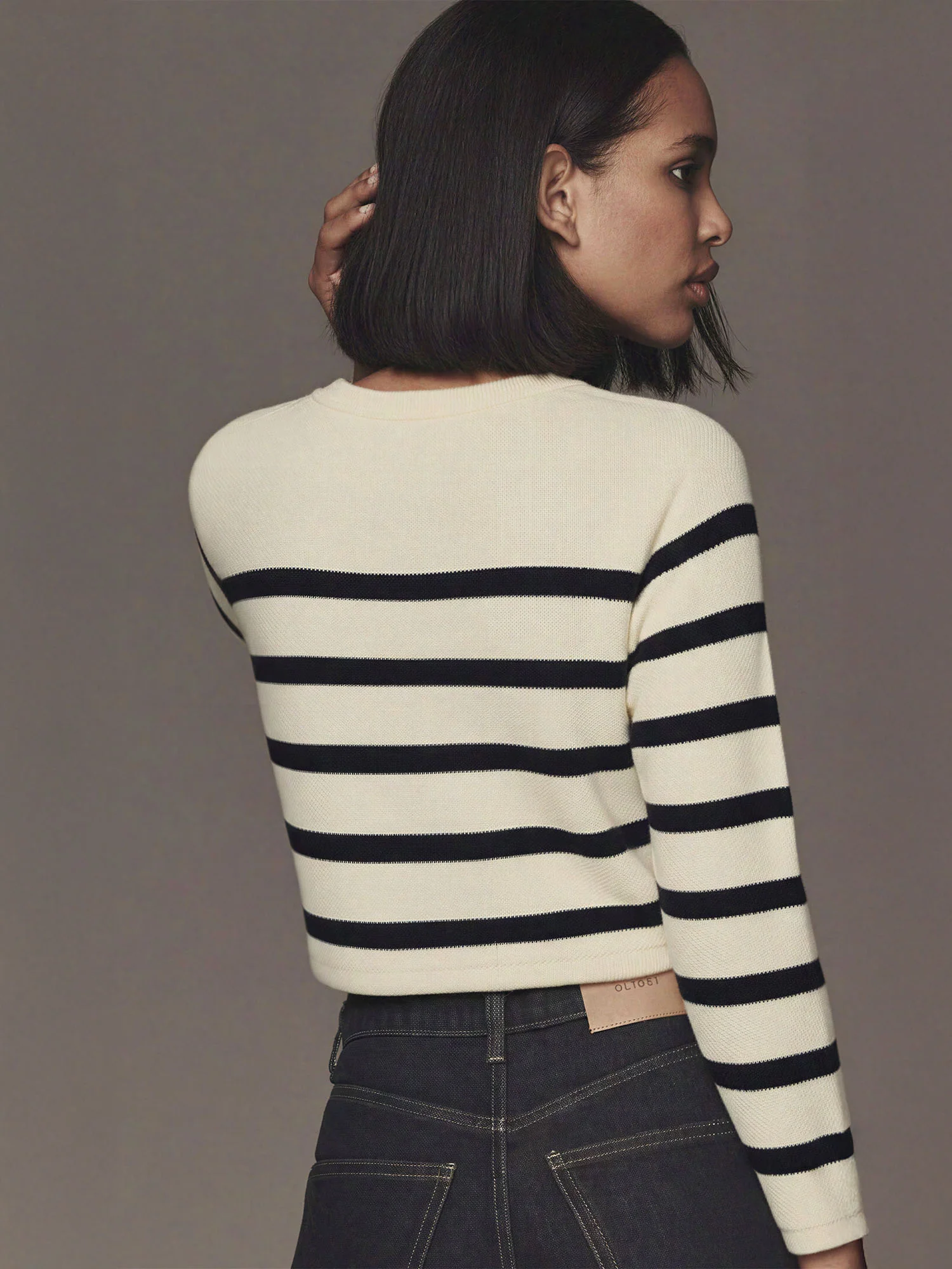 Long Sleeve Gold Button Stripe Cardigan - Image 3