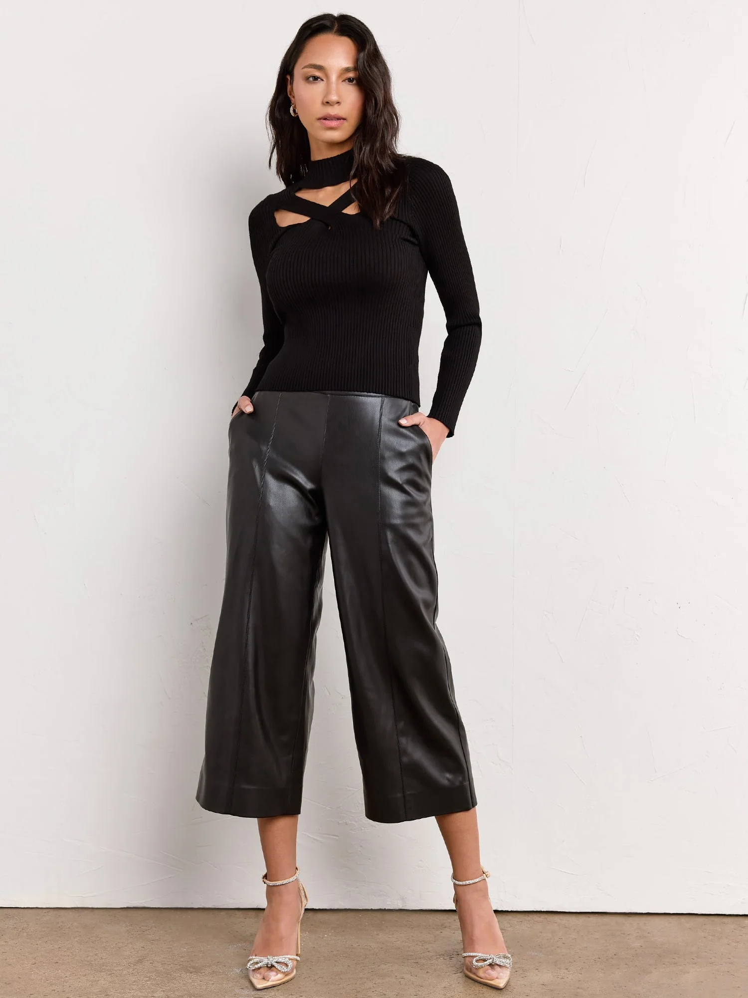 Lush Long-Sleeve Keyhole Cutout Knit Top - Brands We Love - Image 3