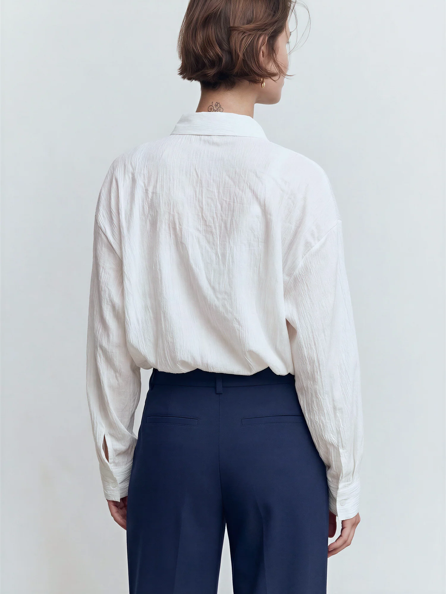 Long Sleeve Lightweight Button Down Shirt - Image 4