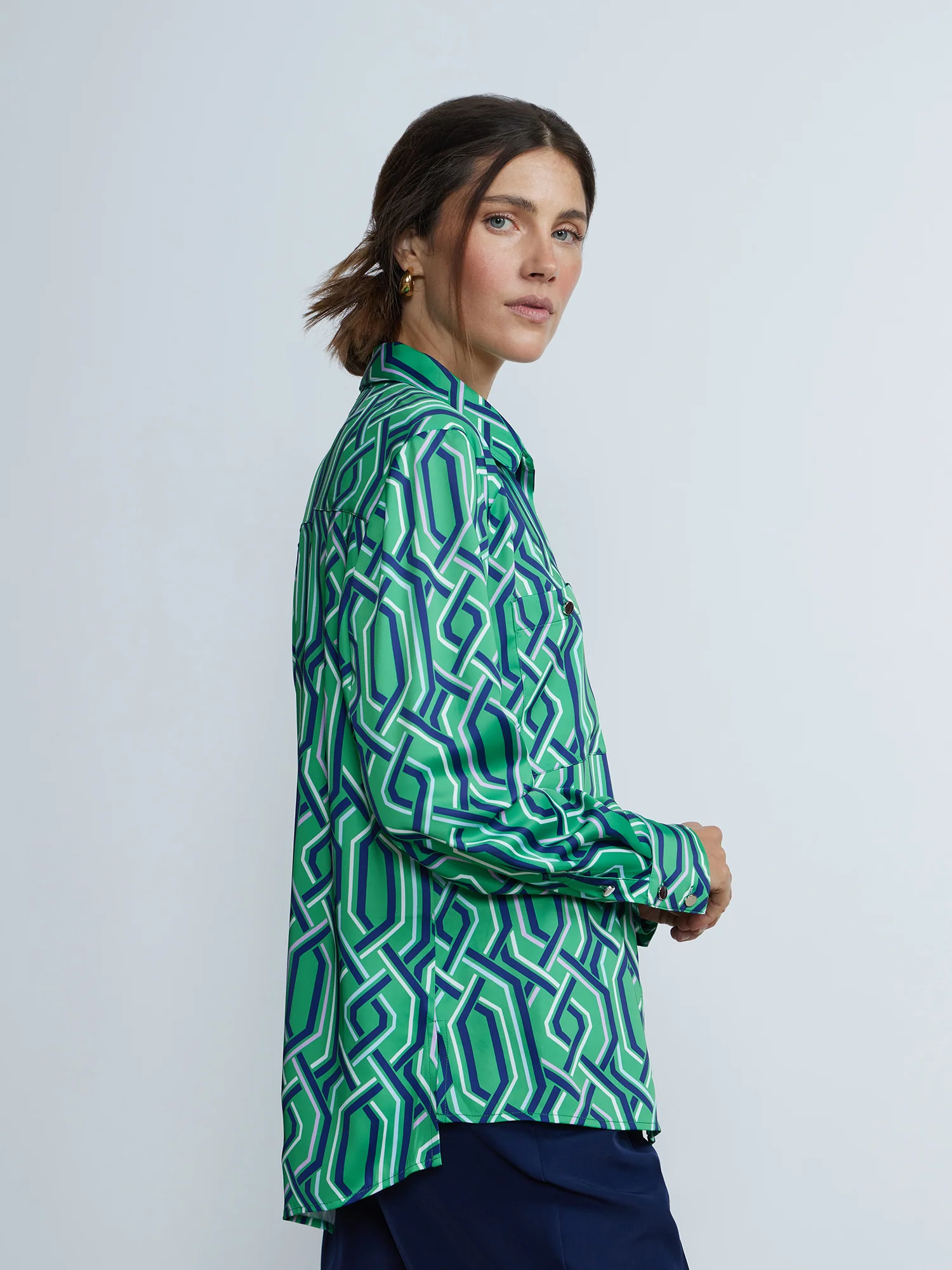 Long Sleeve Printed Button-Front Shirt - Image 3