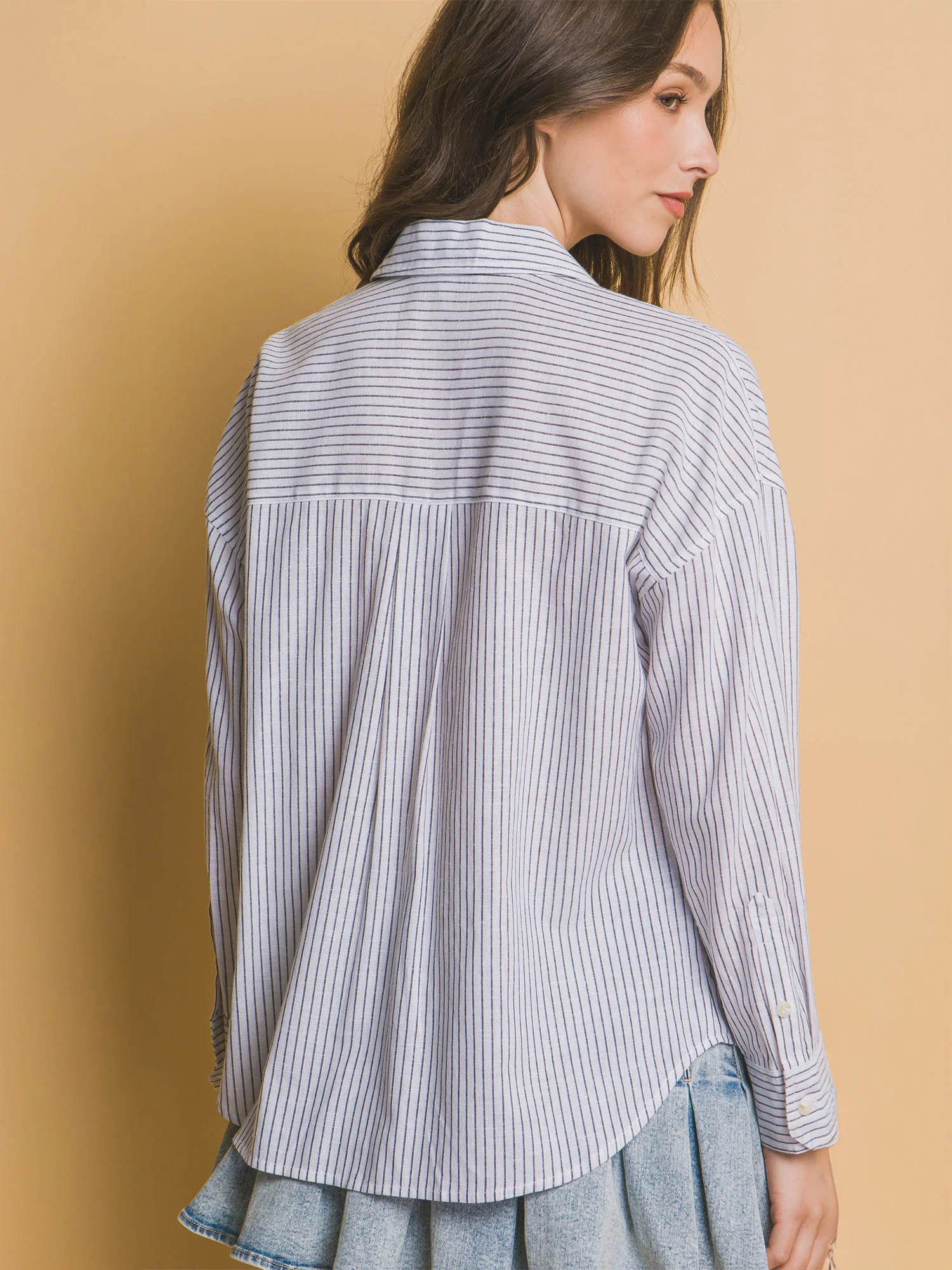 Long Sleeve Striped Collared Linen Blend Button Down Shirt - Image 4