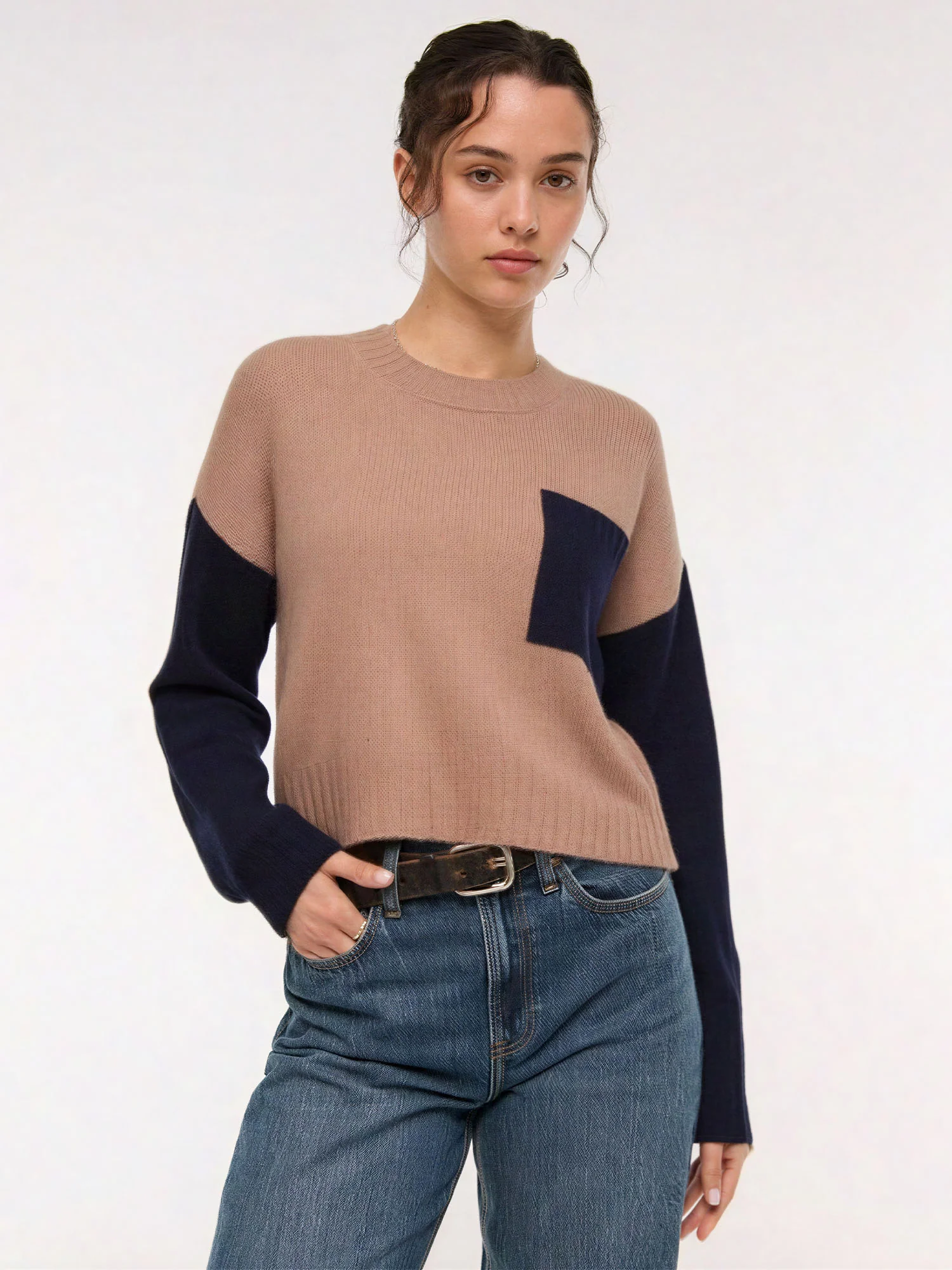 Crew Neck Contrast Pocket Sweater