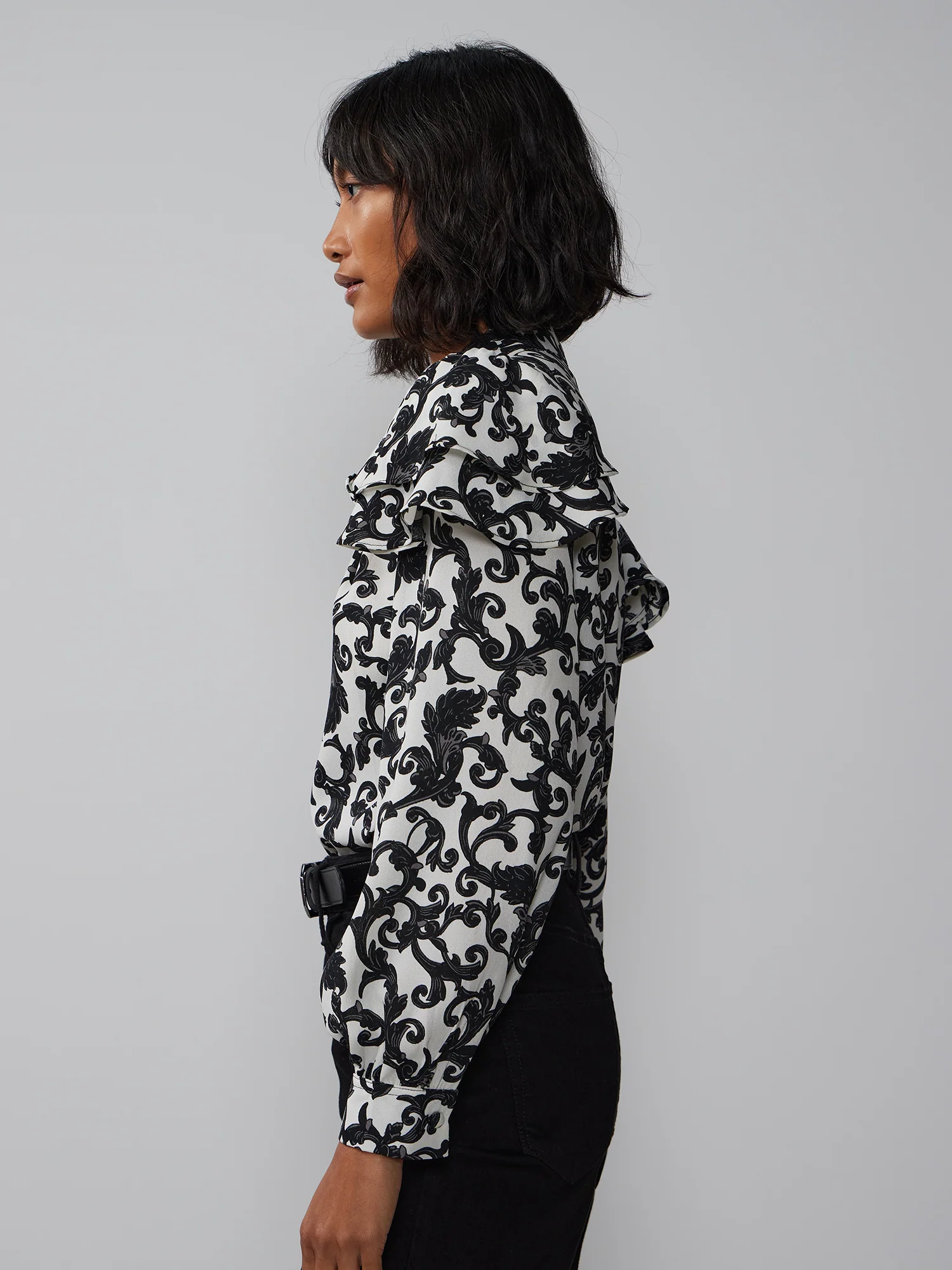 Ruffle Sleeve Mock Neck Filigree Blouse - Image 2