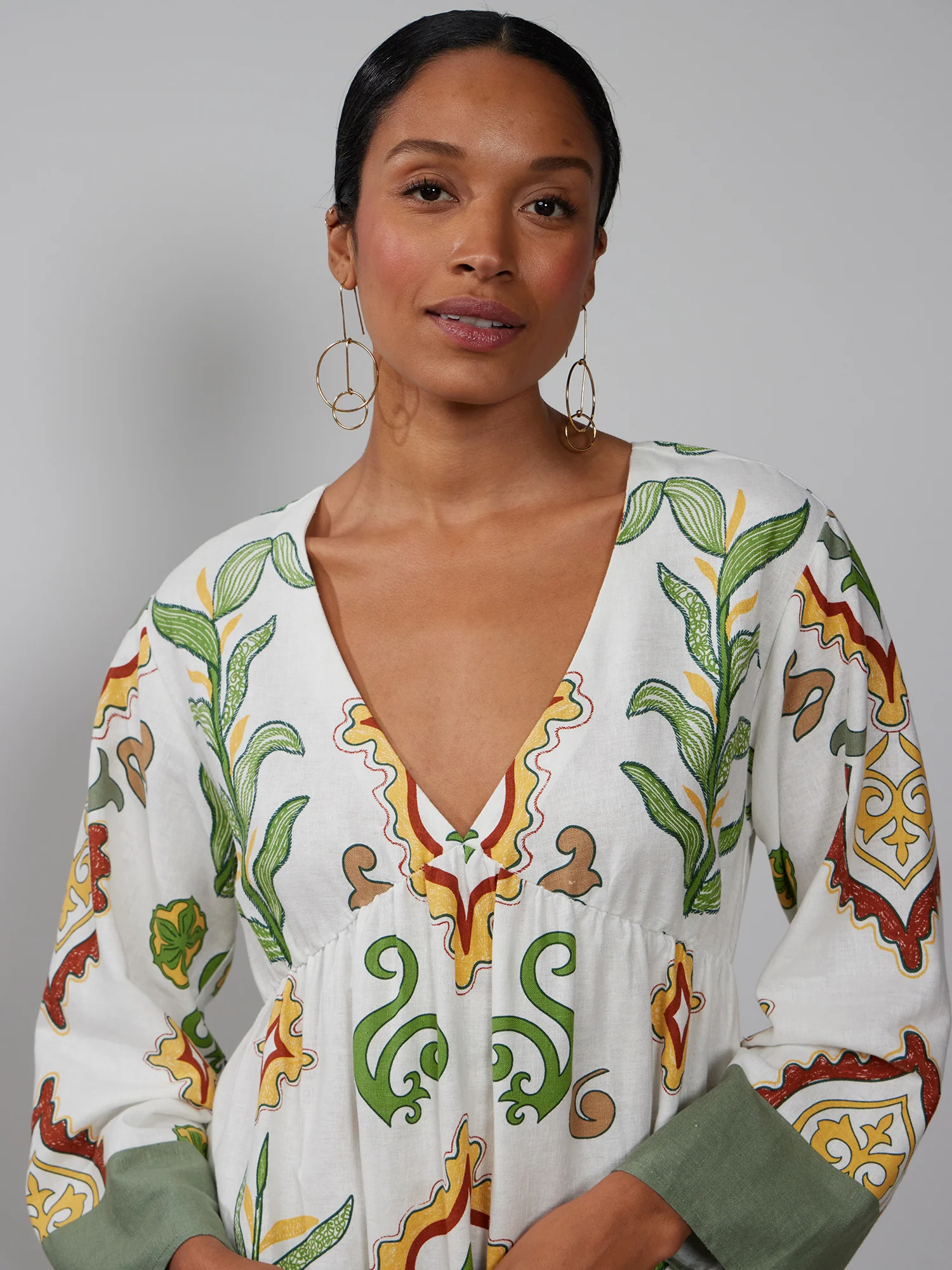 Long Sleeve Medallion Print Dress - Image 4