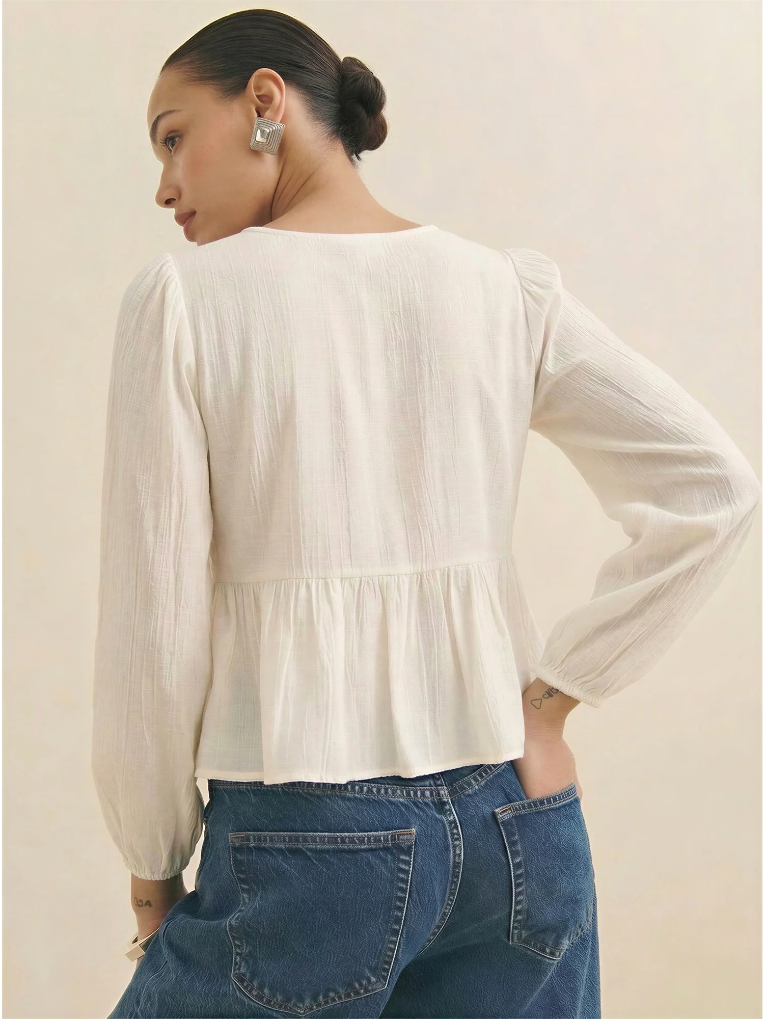 Long Sleeves Tie Front Embrodiery Blouse - Image 5