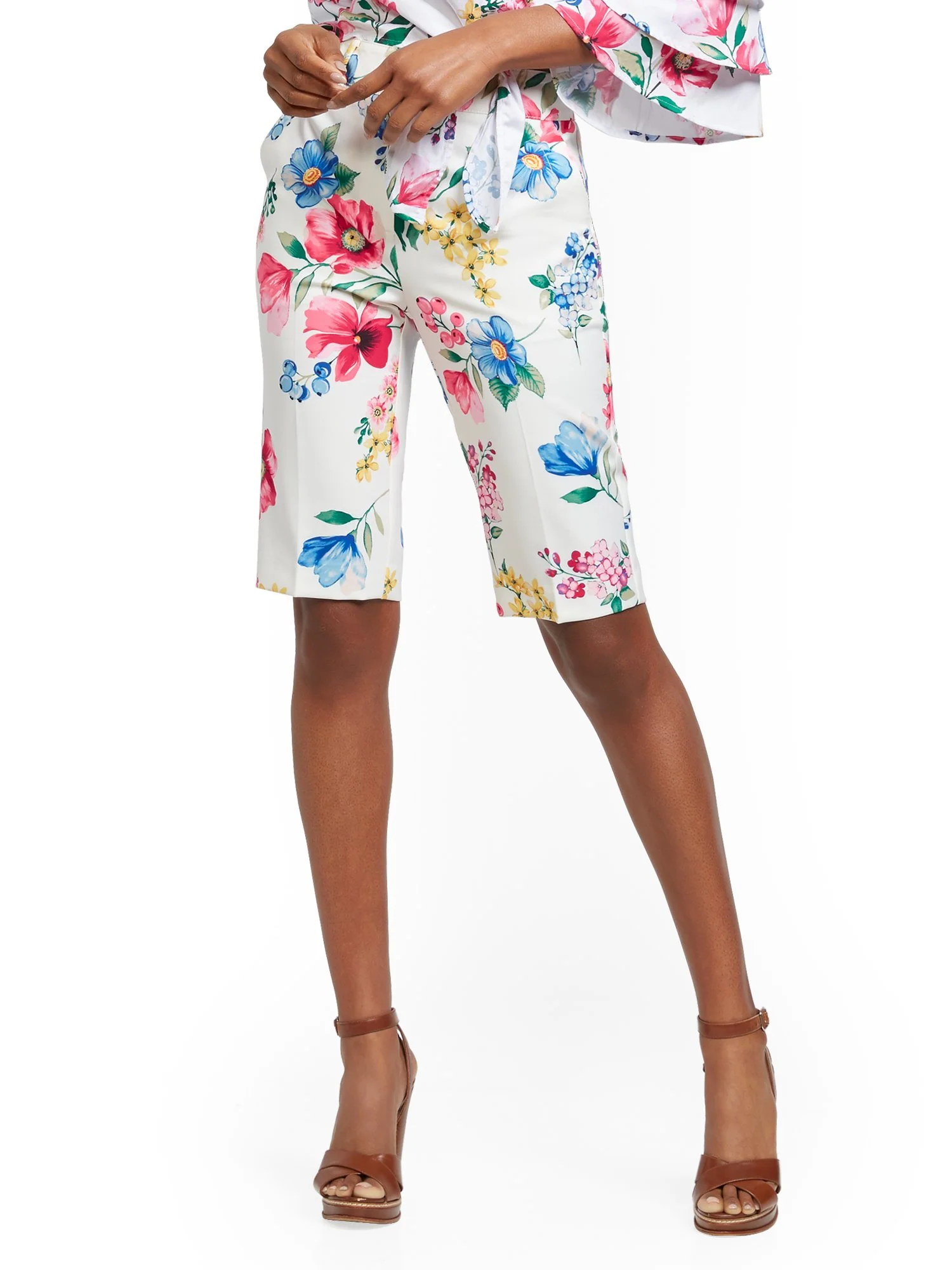 Madie Floral Bermuda Short - 7th Avenue - Image 2