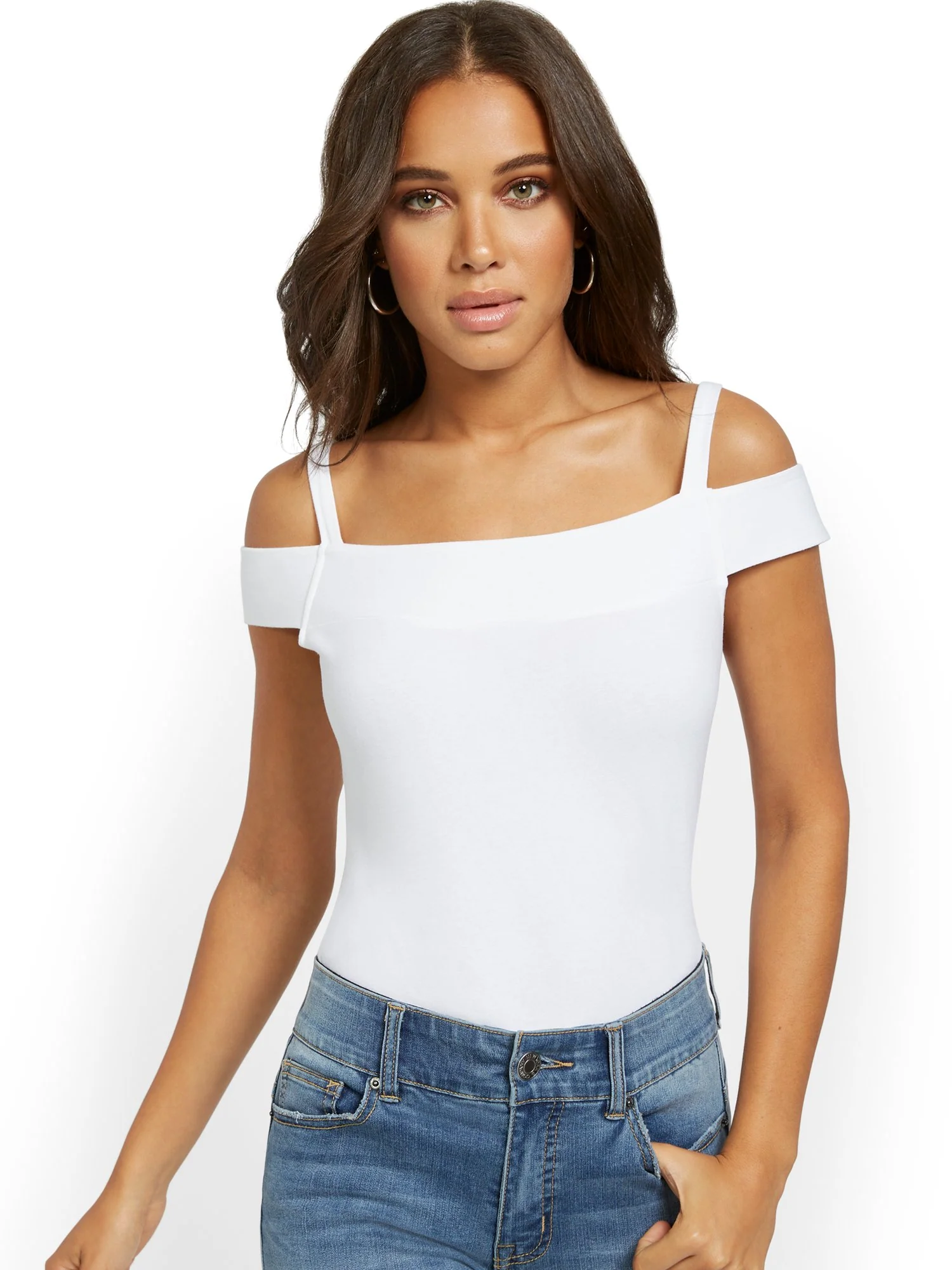 Manhattan Off-Shoulder Tee - Image 5
