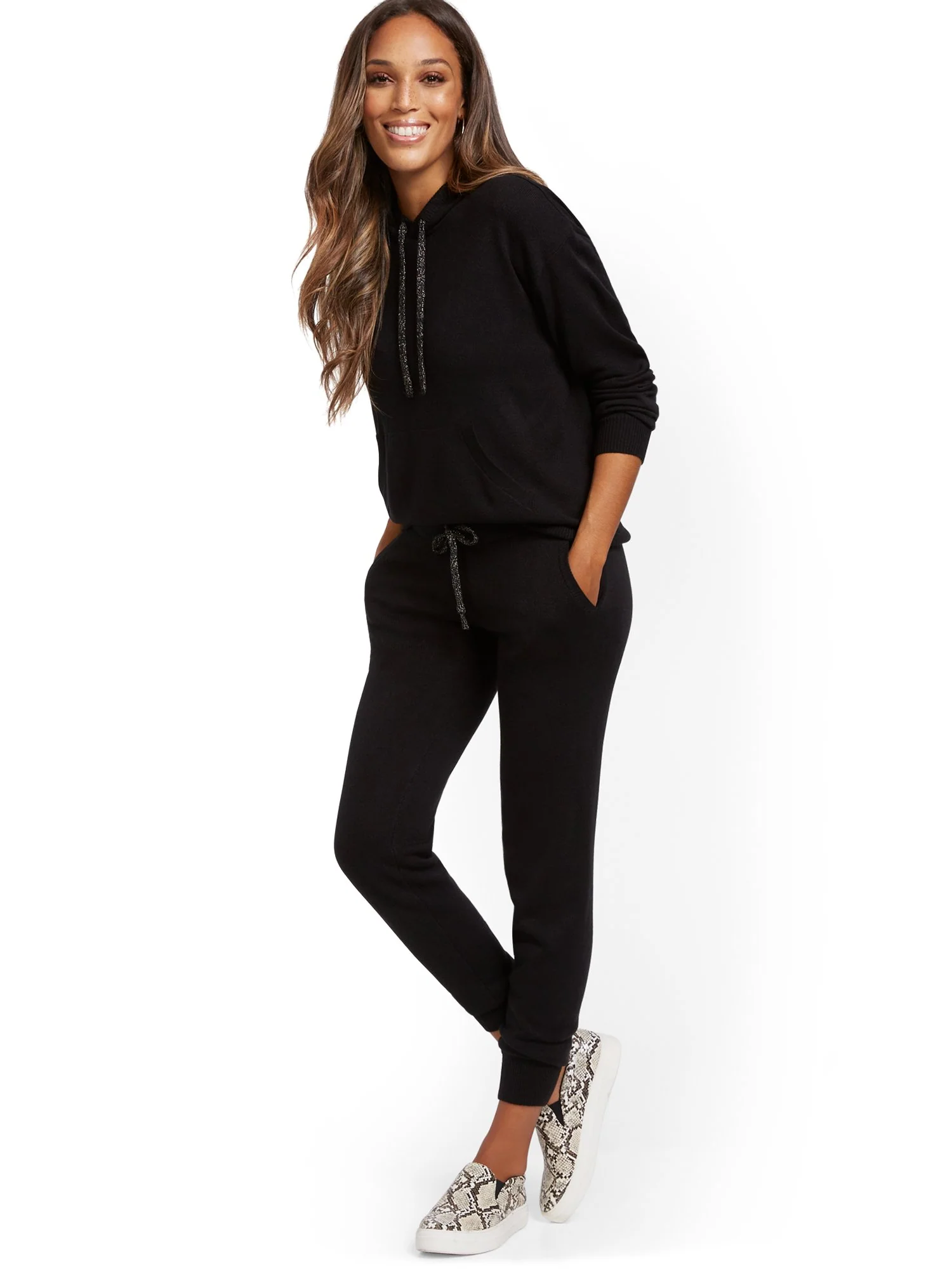 Metallic Drawstring-Tie Sweater Jogger Pant - Image 3