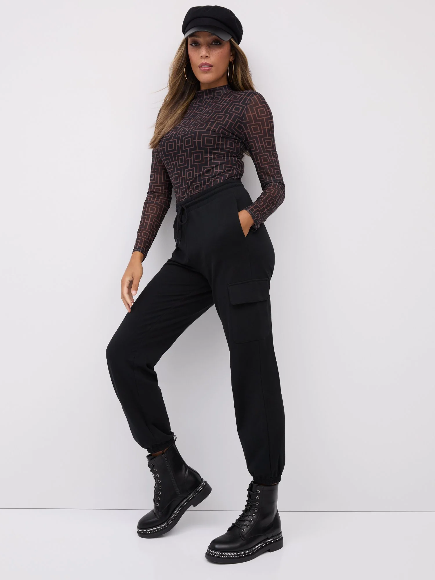 Mid-Rise Cargo Jogger Pant